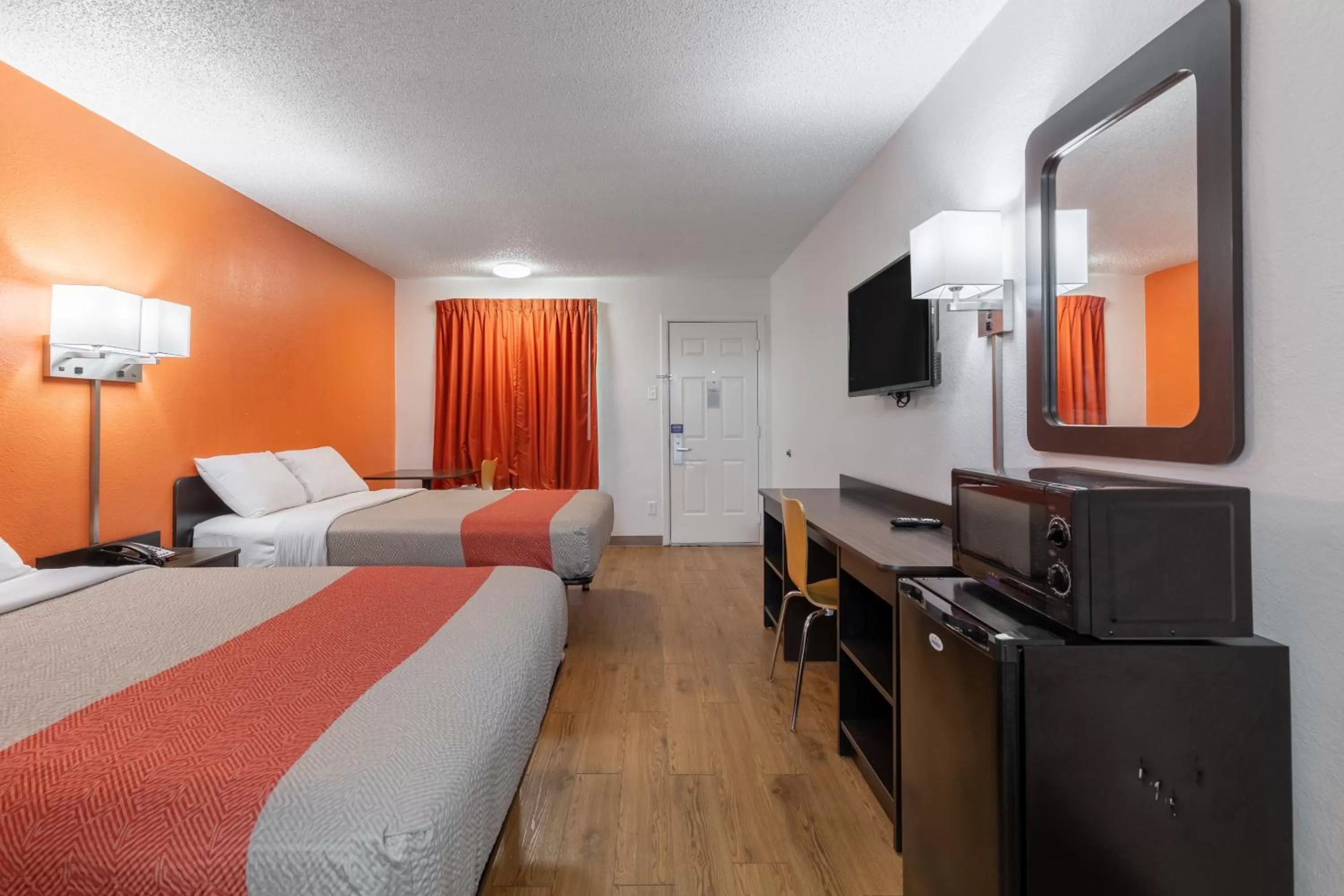 Bedroom, Bed in Motel 6-Bryan, TX - University Area