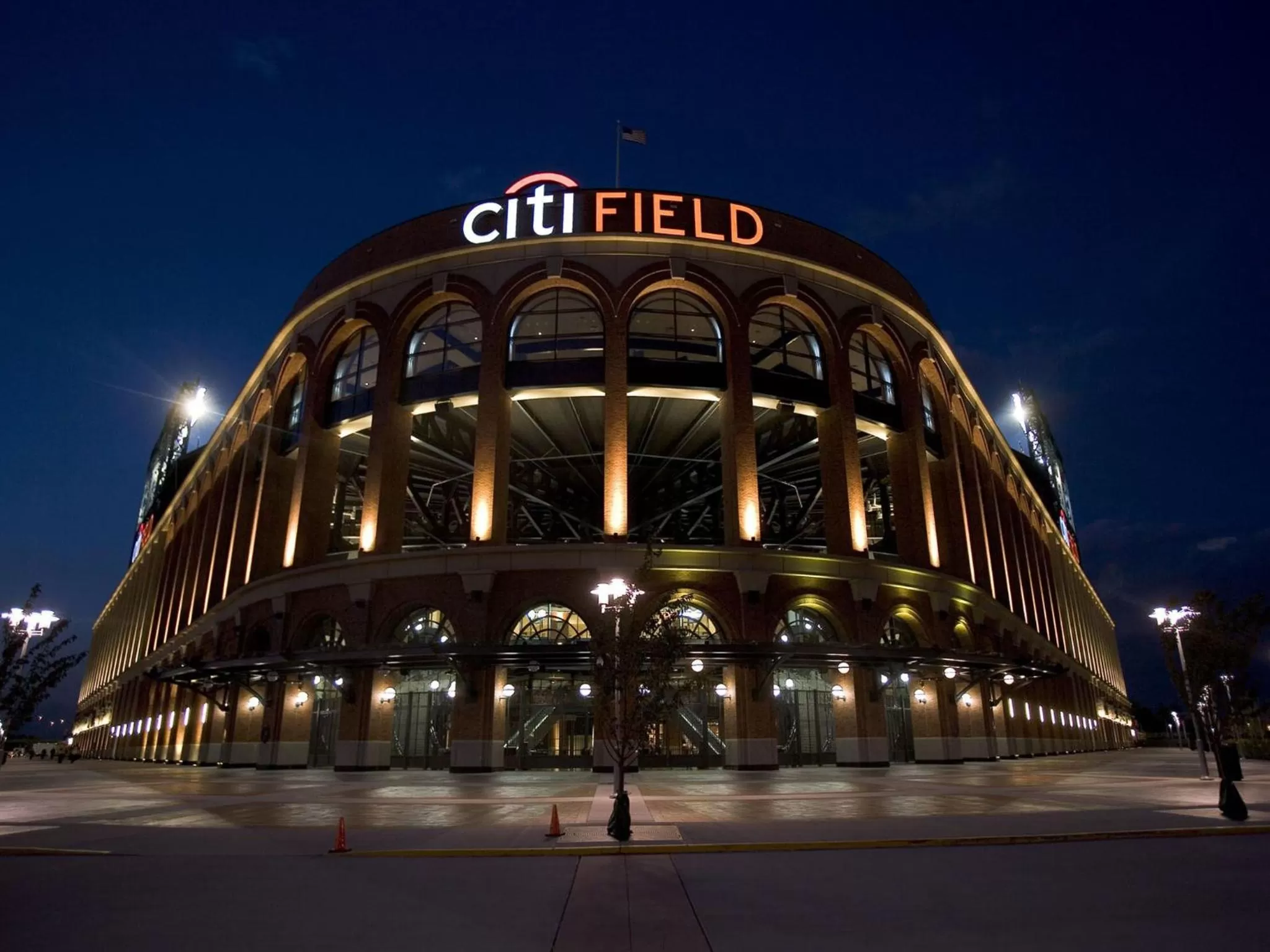 Nearby landmark in John Hotel