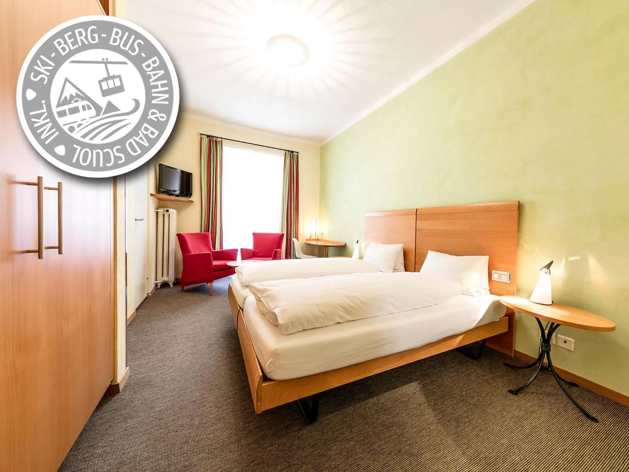 Bedroom, Bed in Hotel Belvedere Scuol