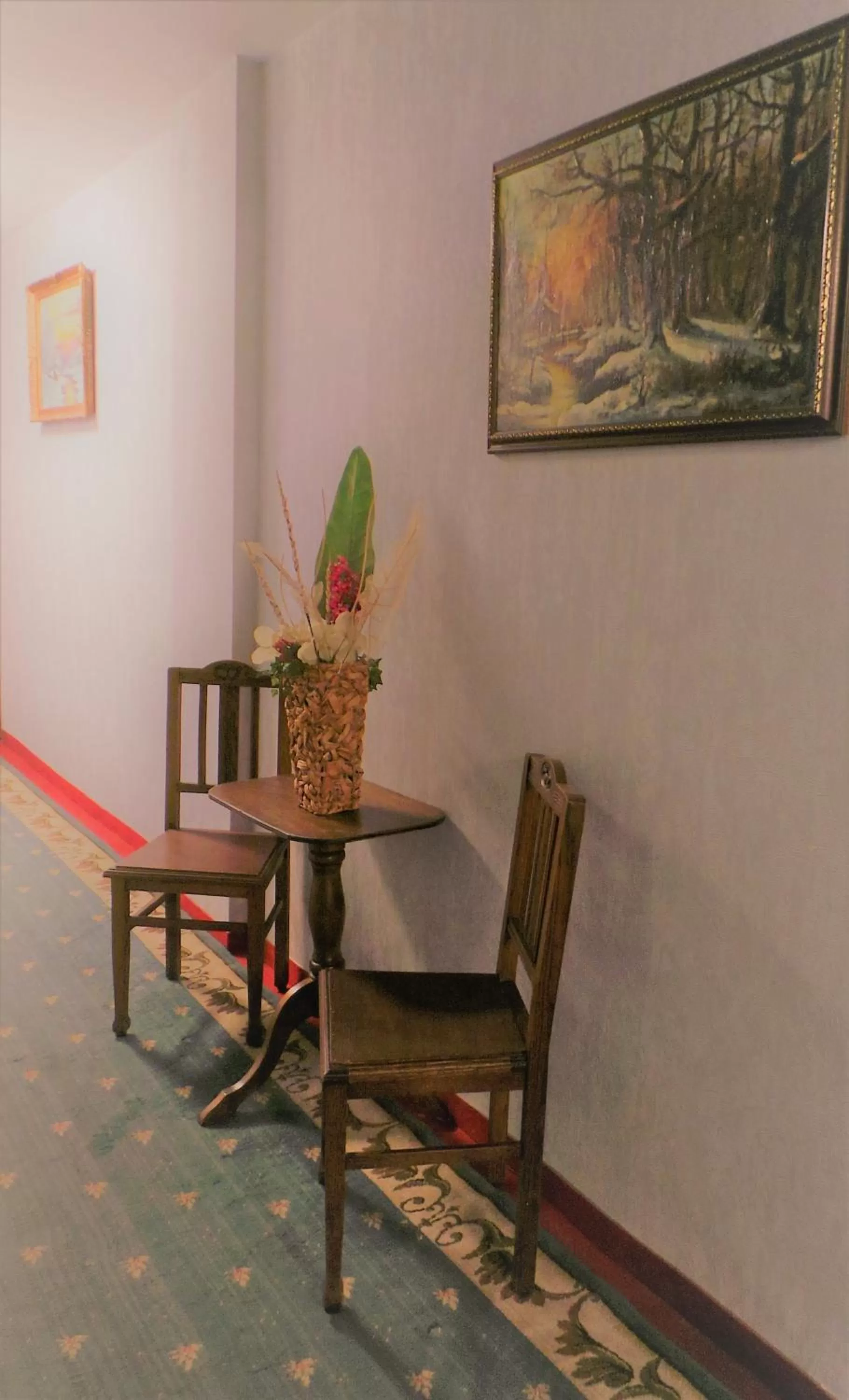 Seating area, Dining Area in Hotel Sonne