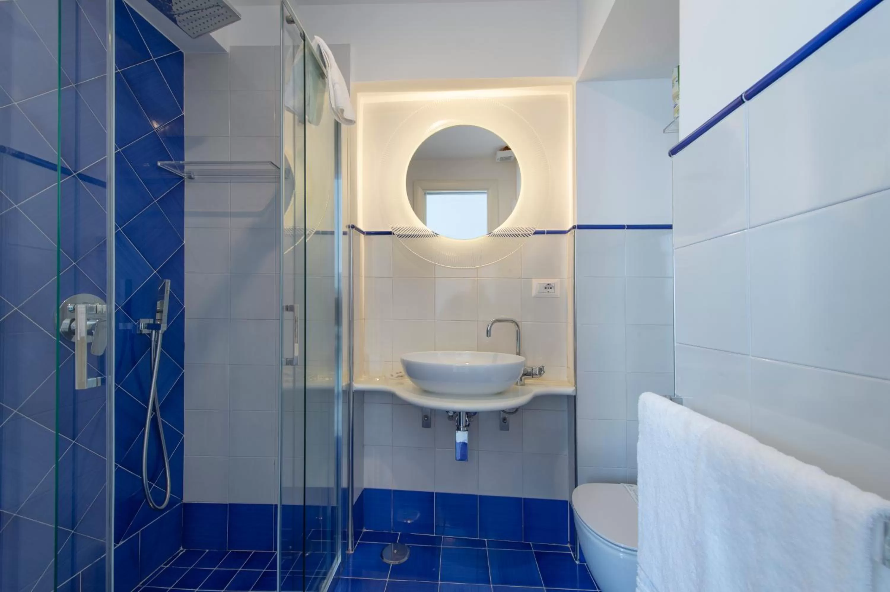 Bathroom in Villa Foglia Amalfi