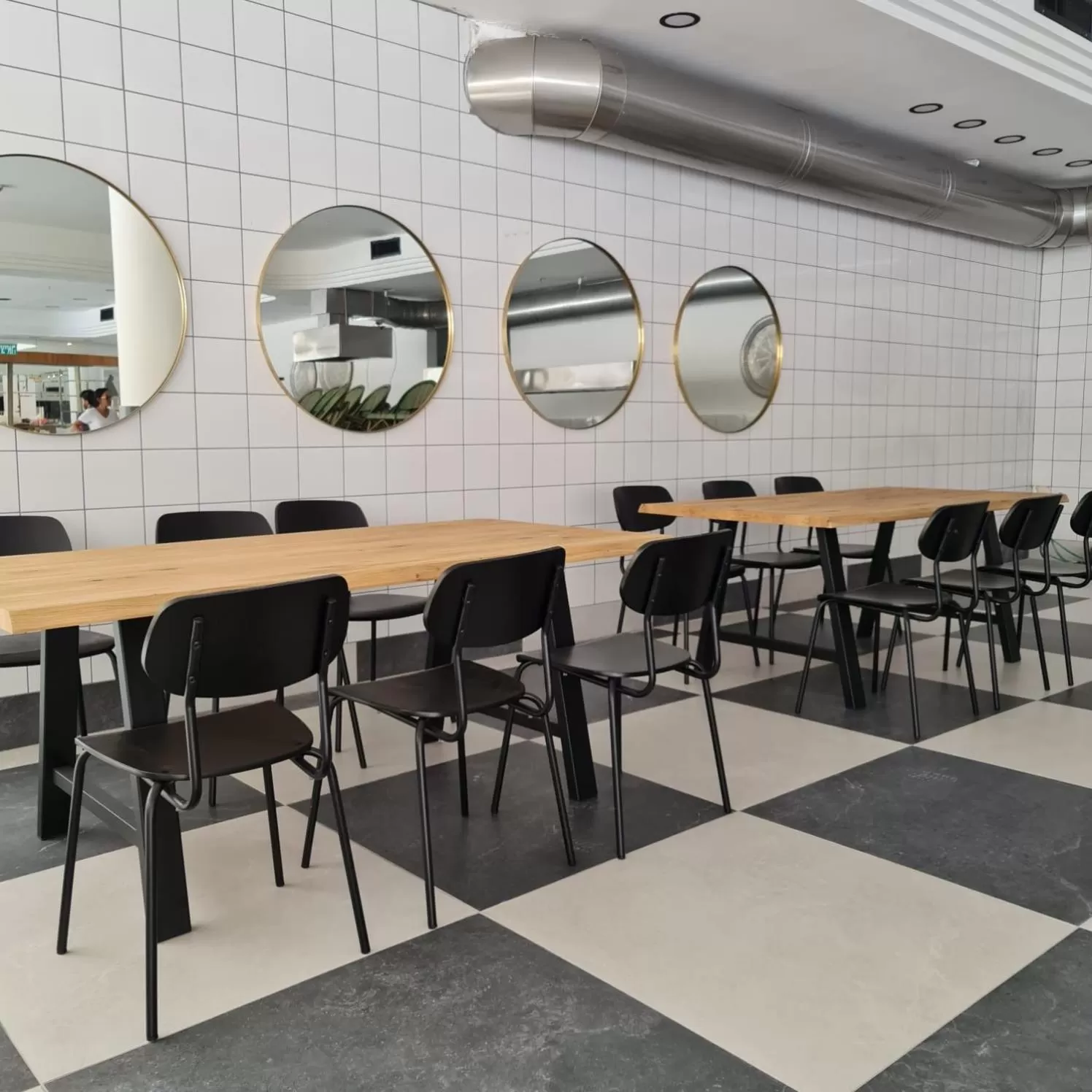 Restaurant/places to eat in Jacob Eilat