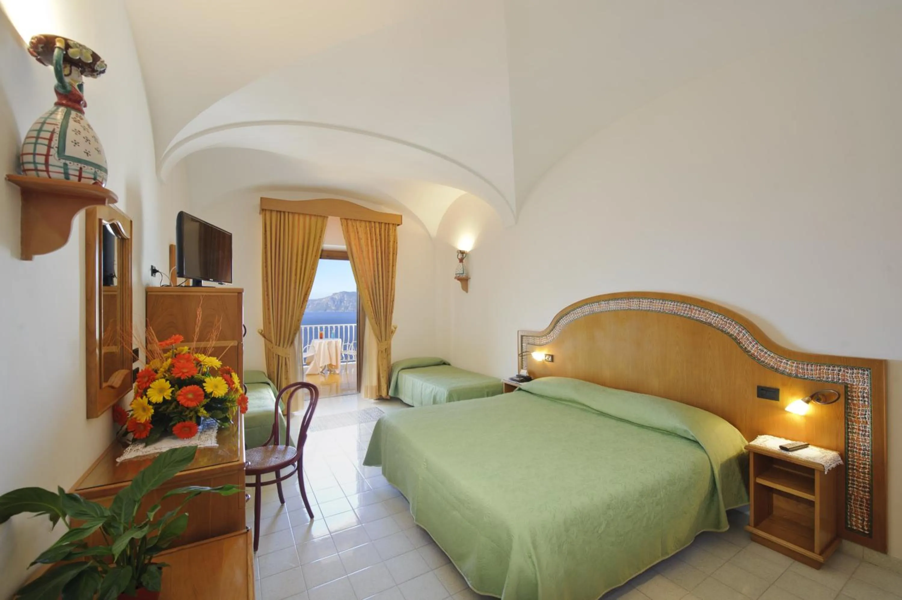 Bedroom, Bed in Tramonto d'Oro