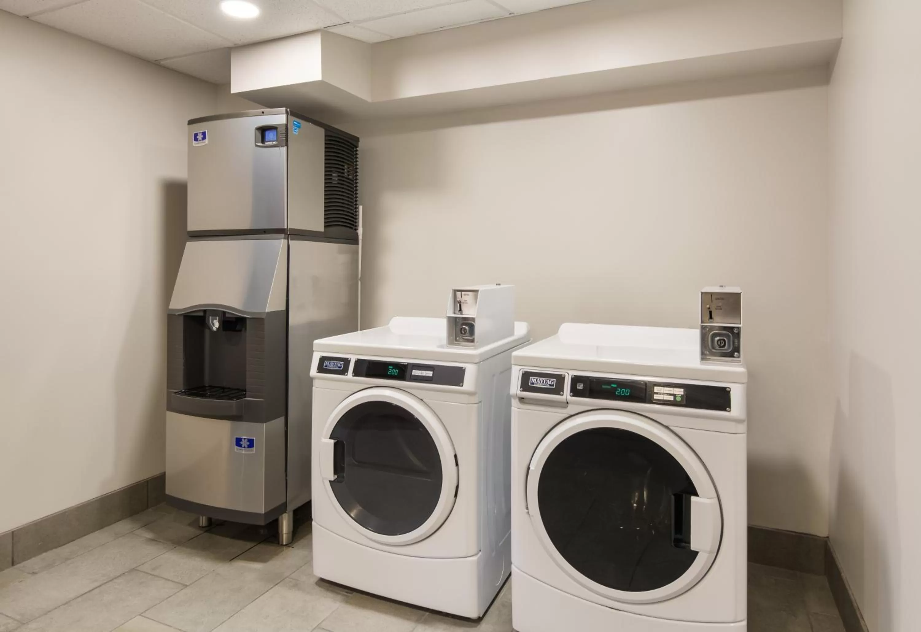 laundry in Red Roof Inn Chester
