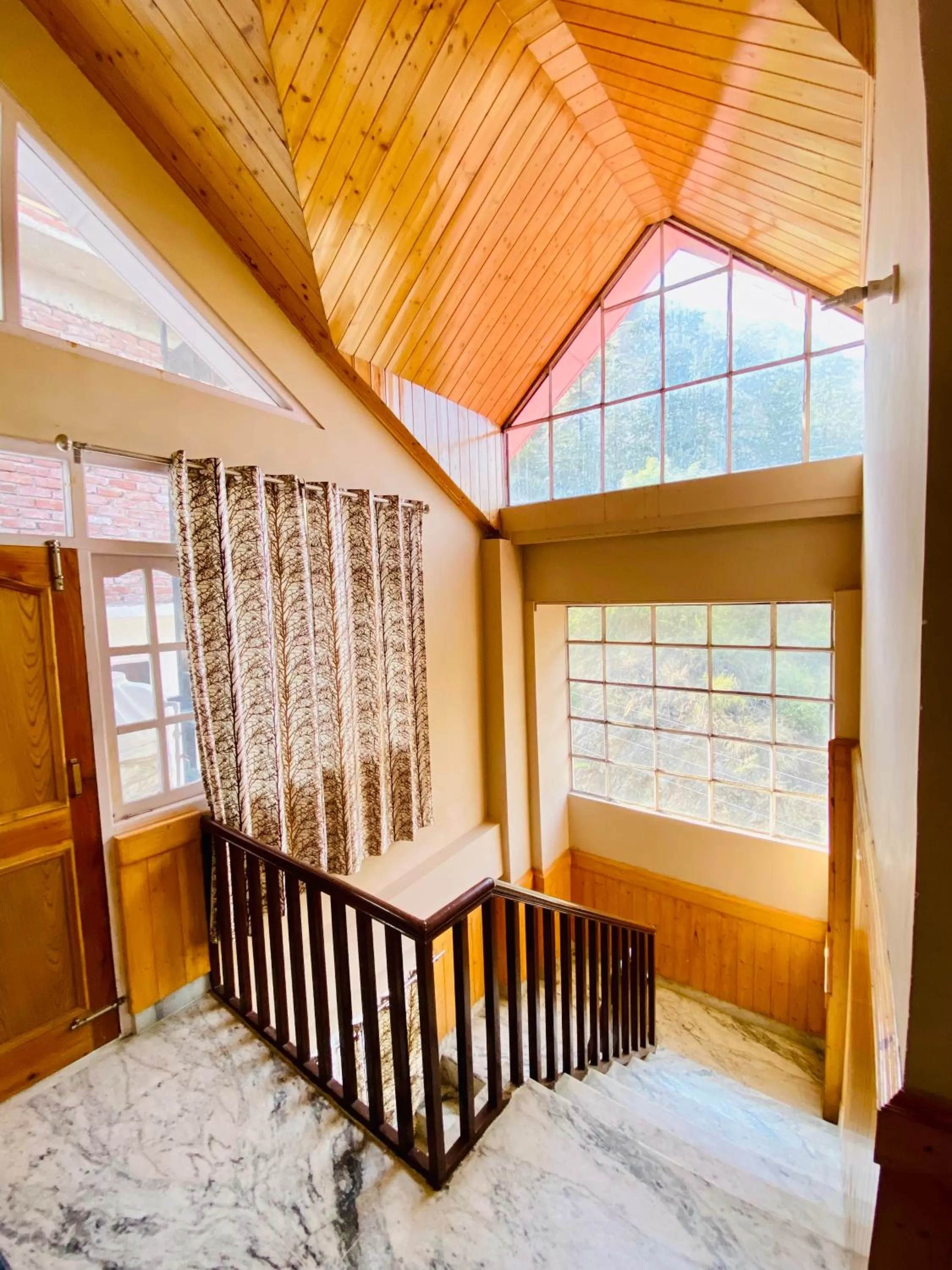 Property building, Bed in Sai Cottage Shimla