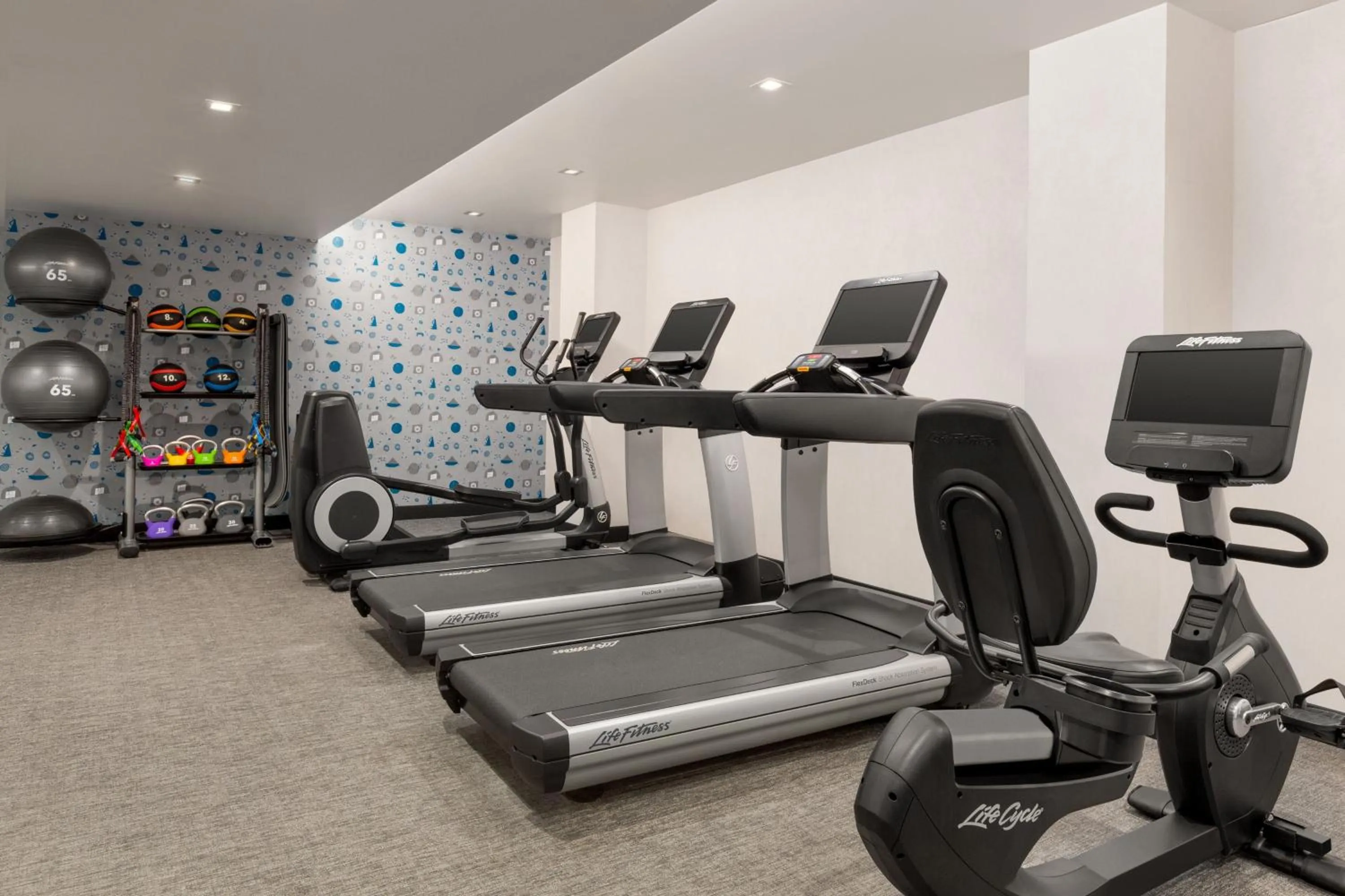 Fitness centre/facilities in Le Meridien New York, Fifth Avenue