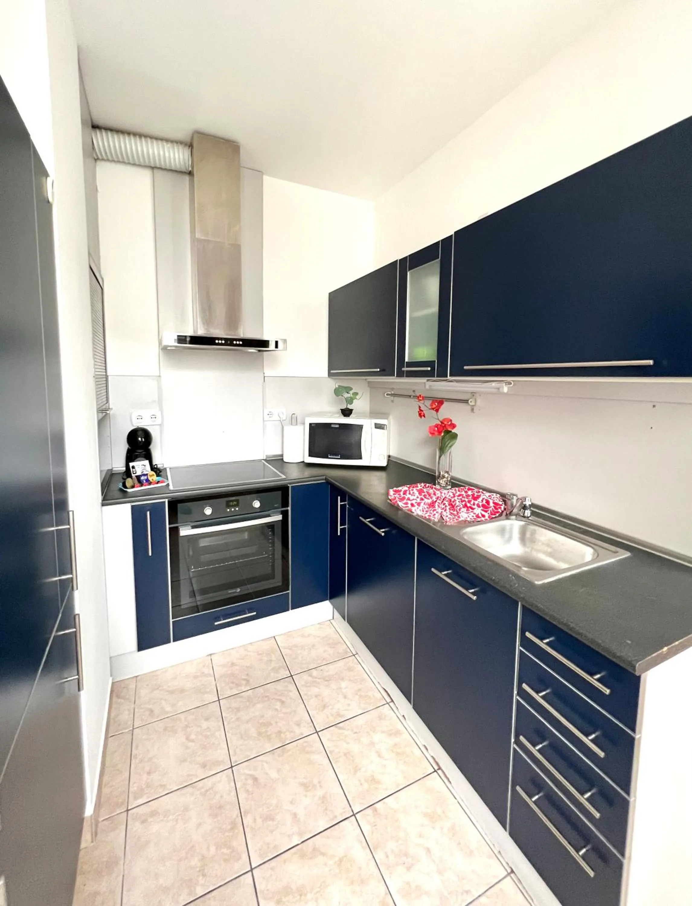 Coffee/tea facilities in Nova Apartments