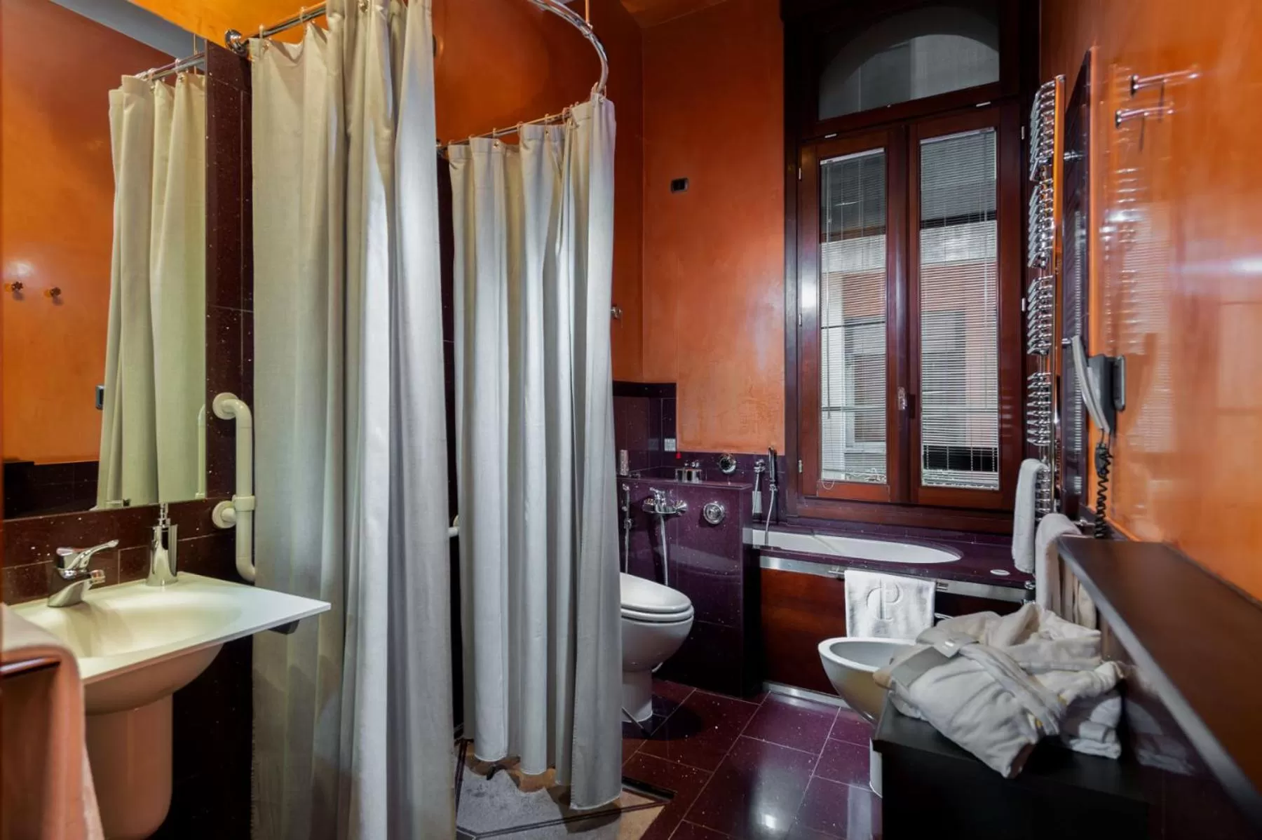 Bathroom in Ca' Pisani Hotel