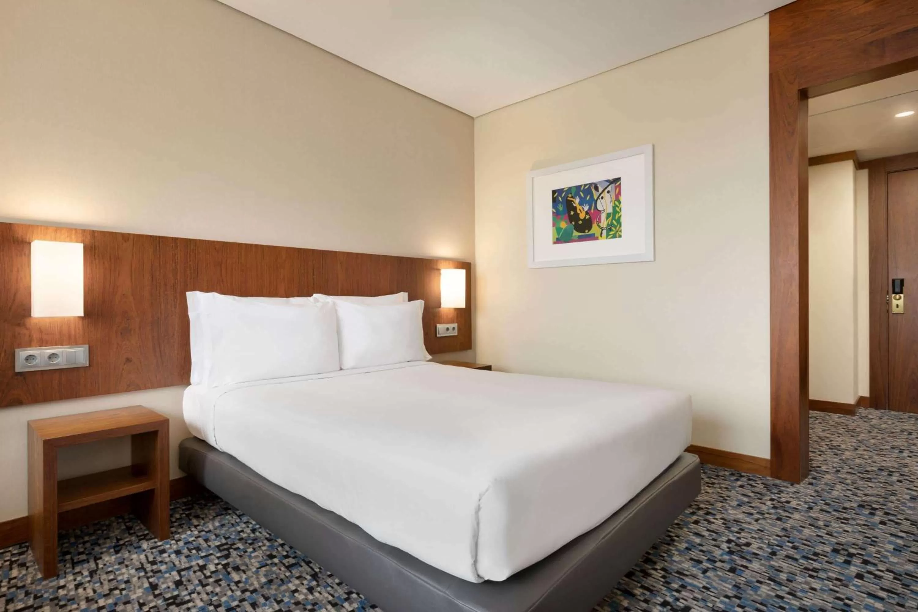 Photo of the whole room, Bed in Ramada by Wyndham Lisbon