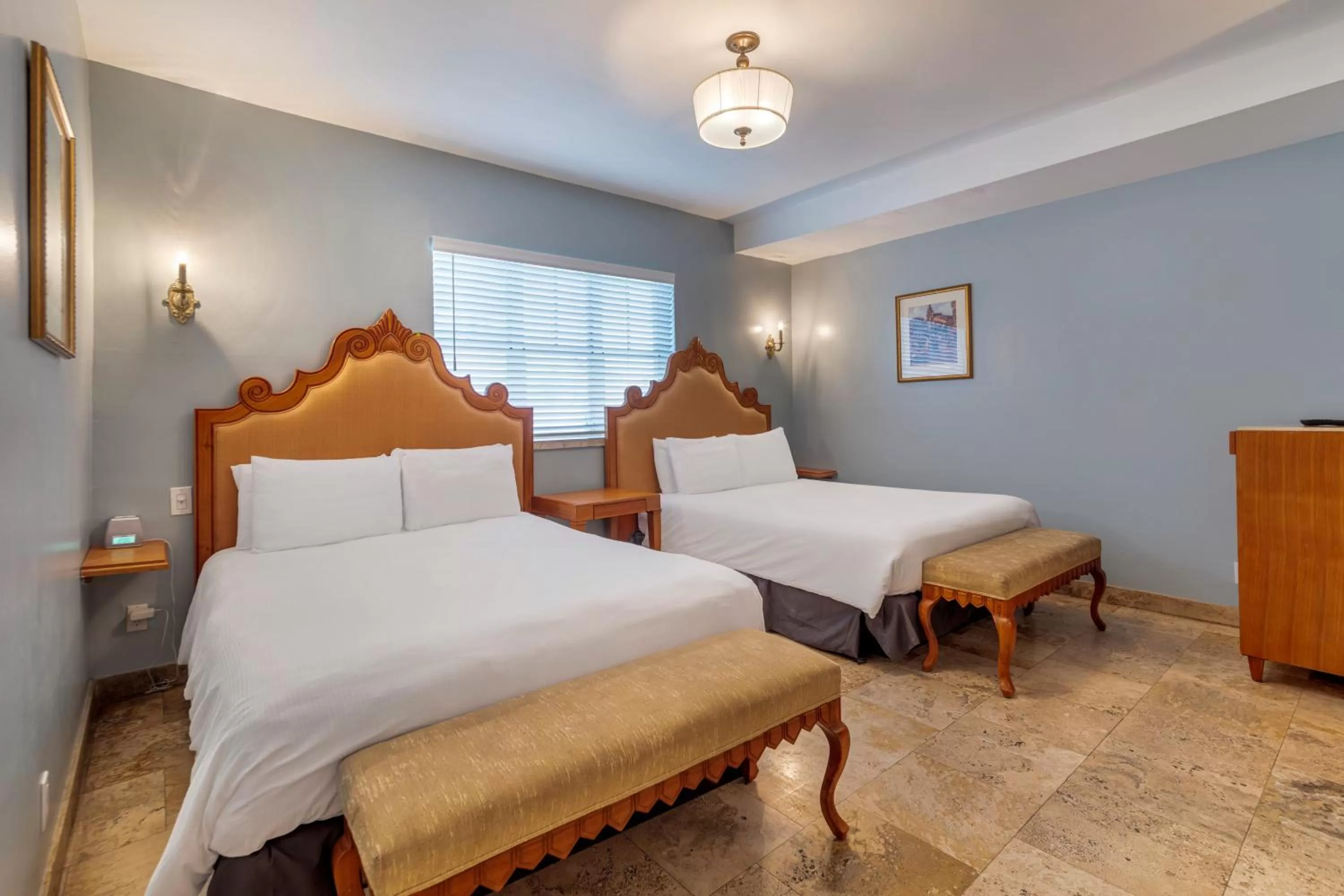 Bed in Hotel Impala by LuxUrban