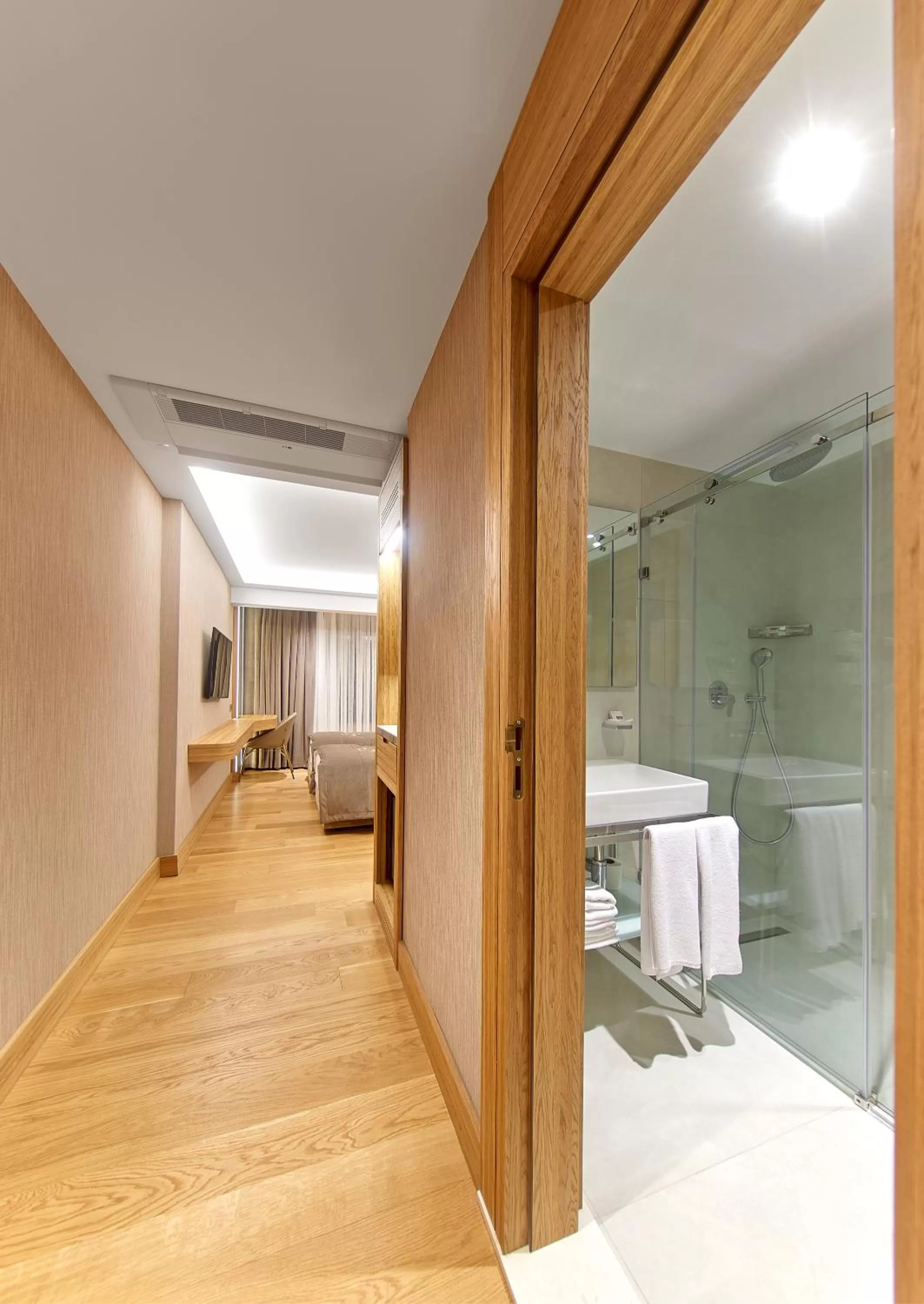 Photo of the whole room in Lady Diana Hotel