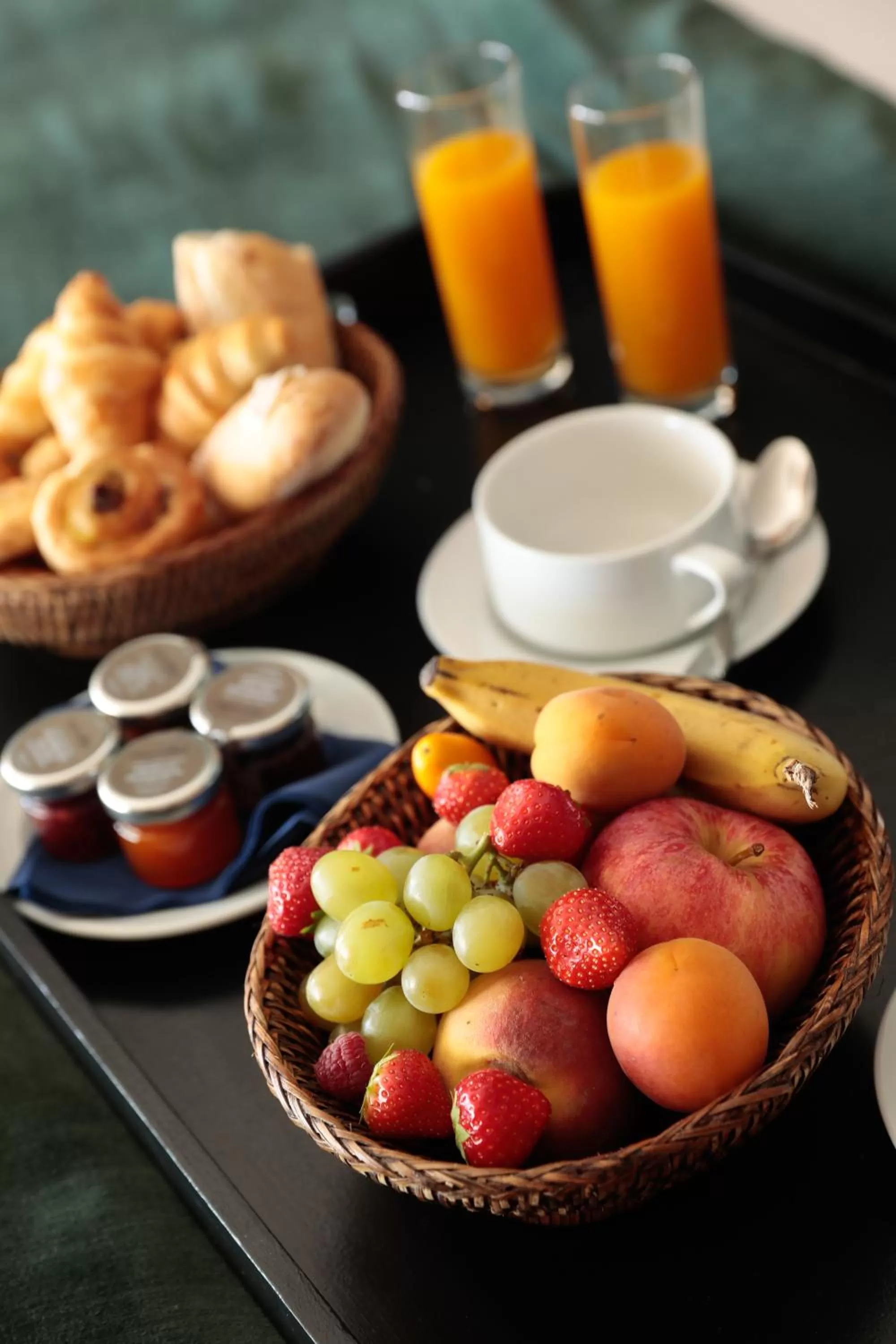 Food and drinks in Hôtel Les Corallines - Thalasso & Resort