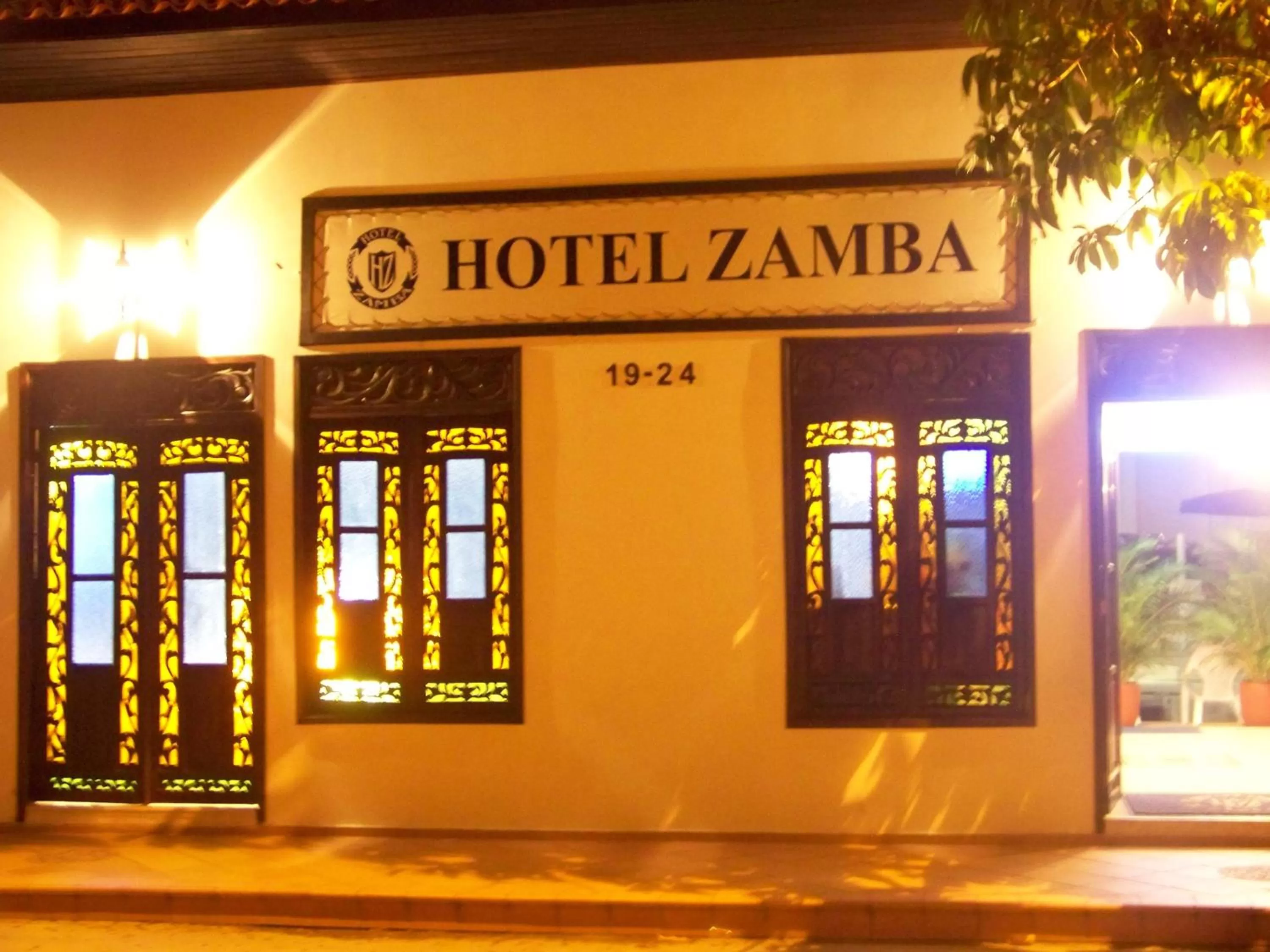 Facade/entrance in Hotel Zamba
