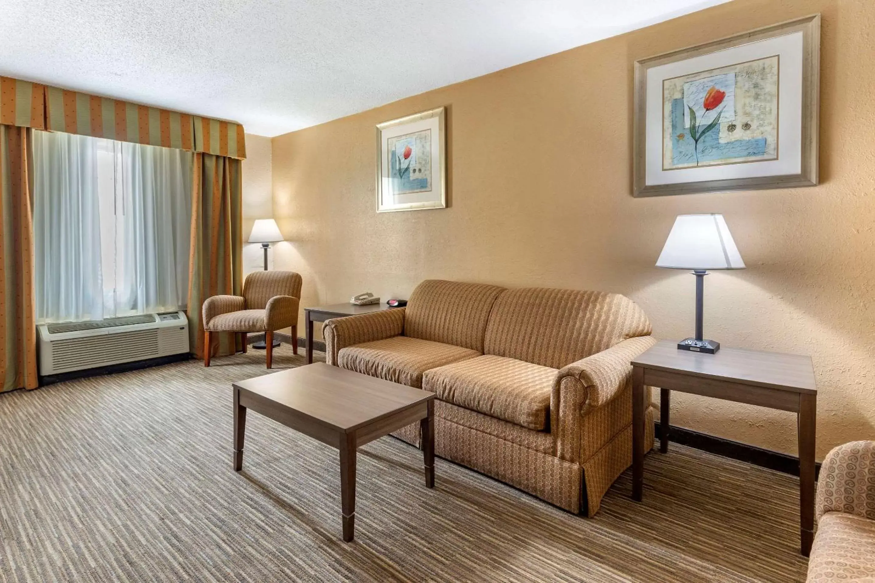 Double Suite with Two Double Beds - Non-Smoking in Quality Inn & Suites Hanes Mall Double Suite with Two Double Beds - Non-Smoking in Quality Inn & Suites Hanes Mall