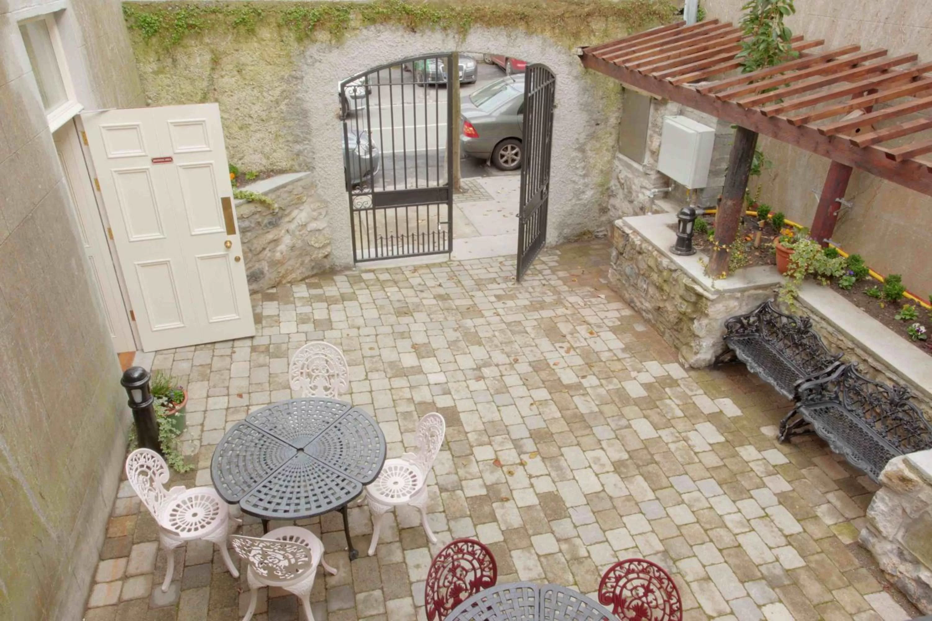 Garden in Corrib House Guest Accommodation