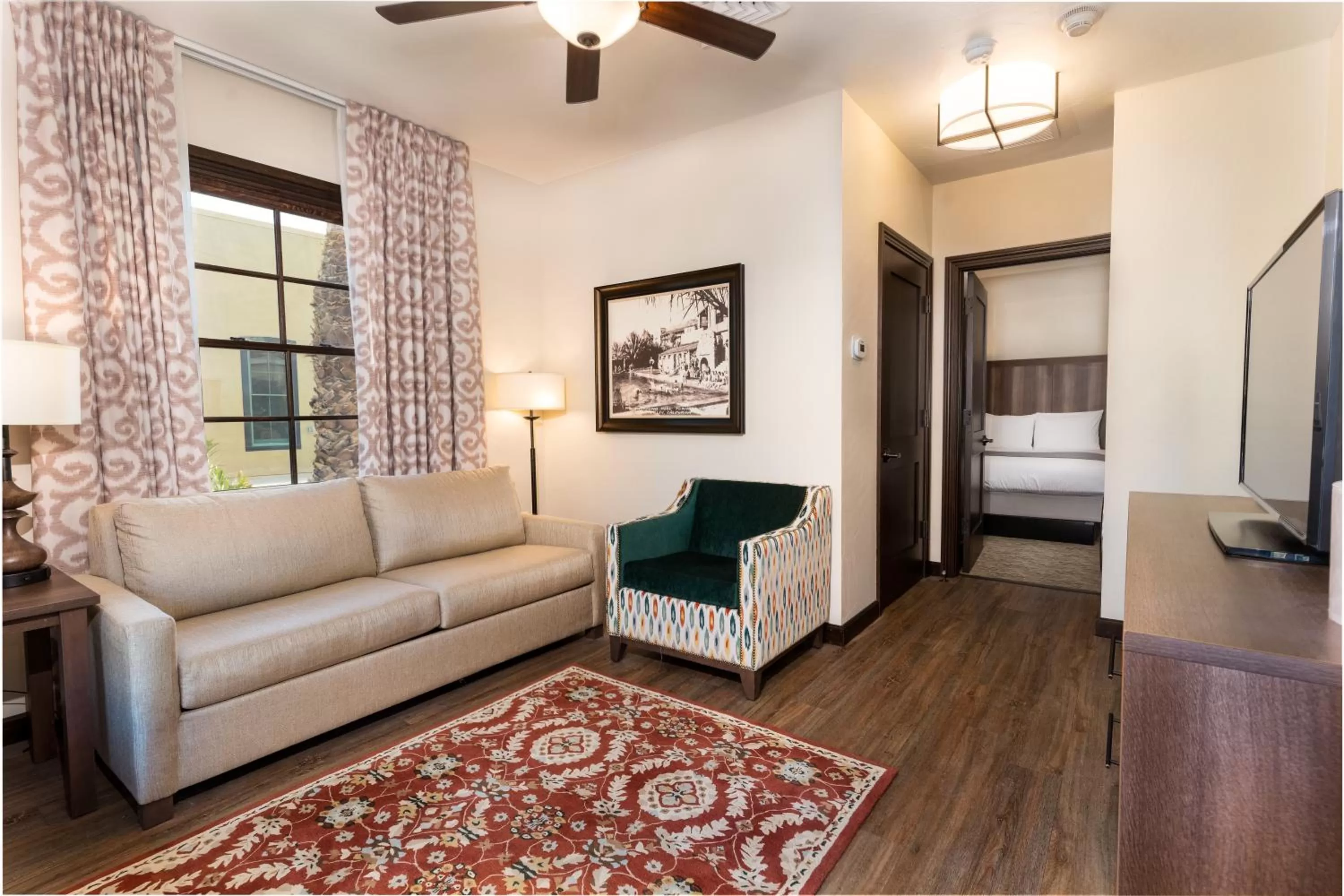 TV and multimedia, Bed in The Ranch At Death Valley