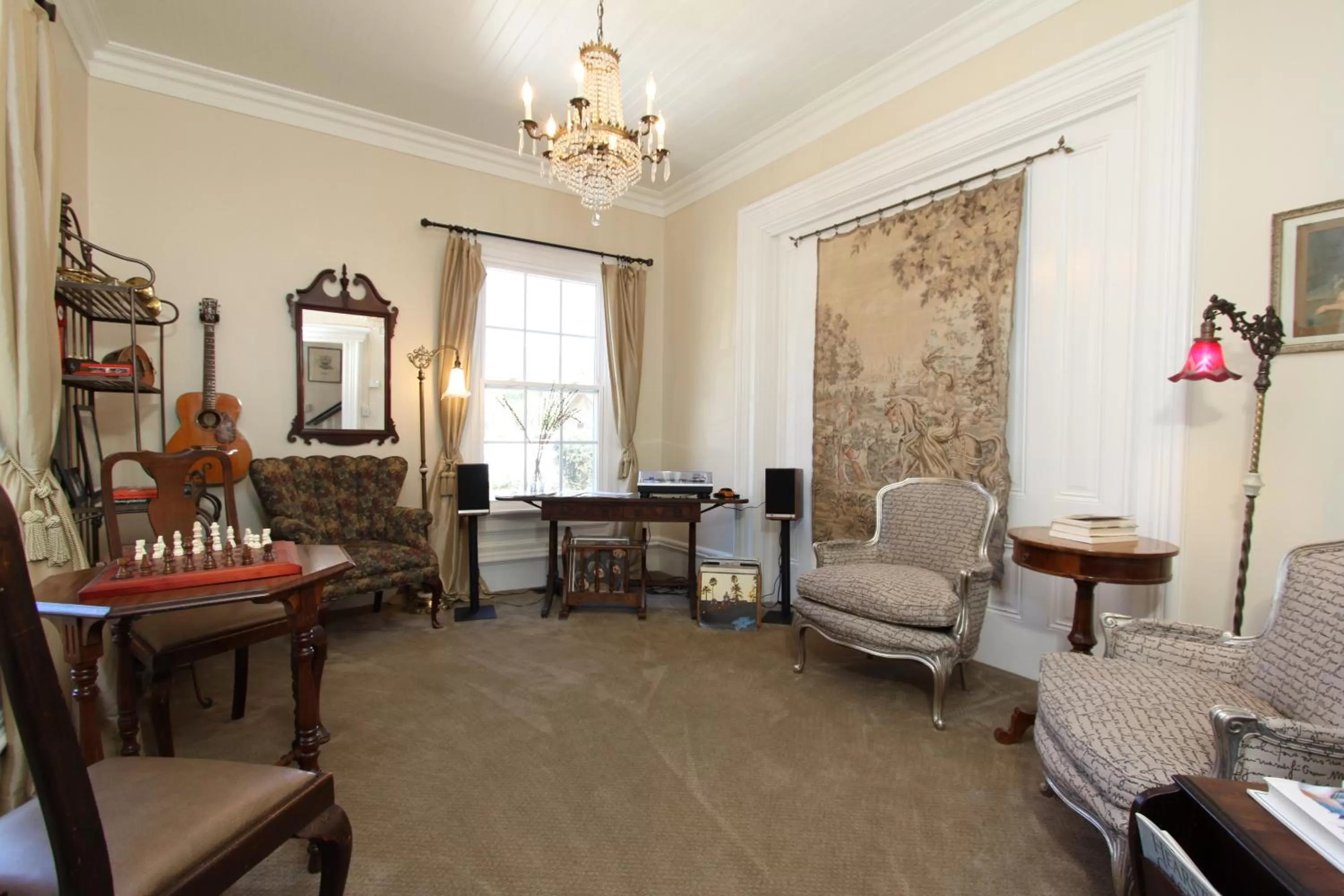 Seating area in Olallieberry Inn Bed and Breakfast