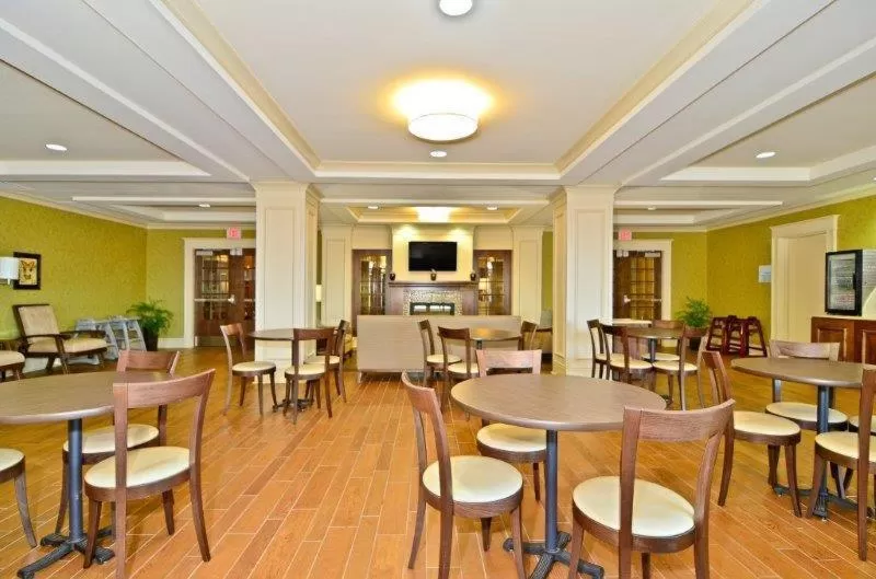 Restaurant/places to eat in Hawthorn Extended Stay by Wyndham Dickinson