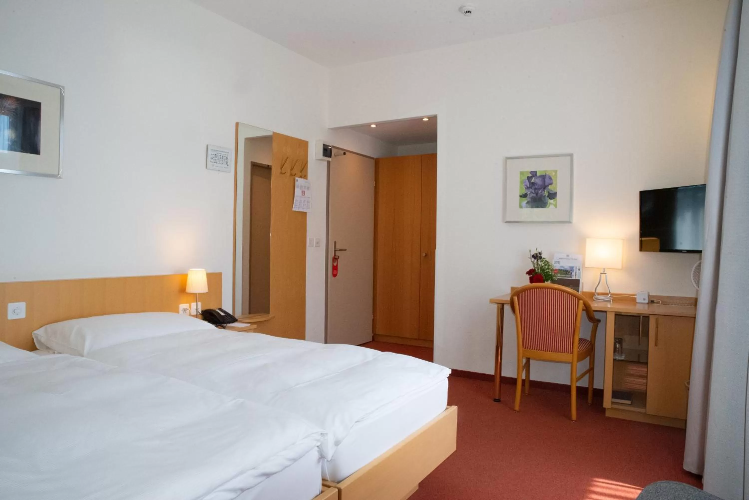 Bed in Hotel Promenade