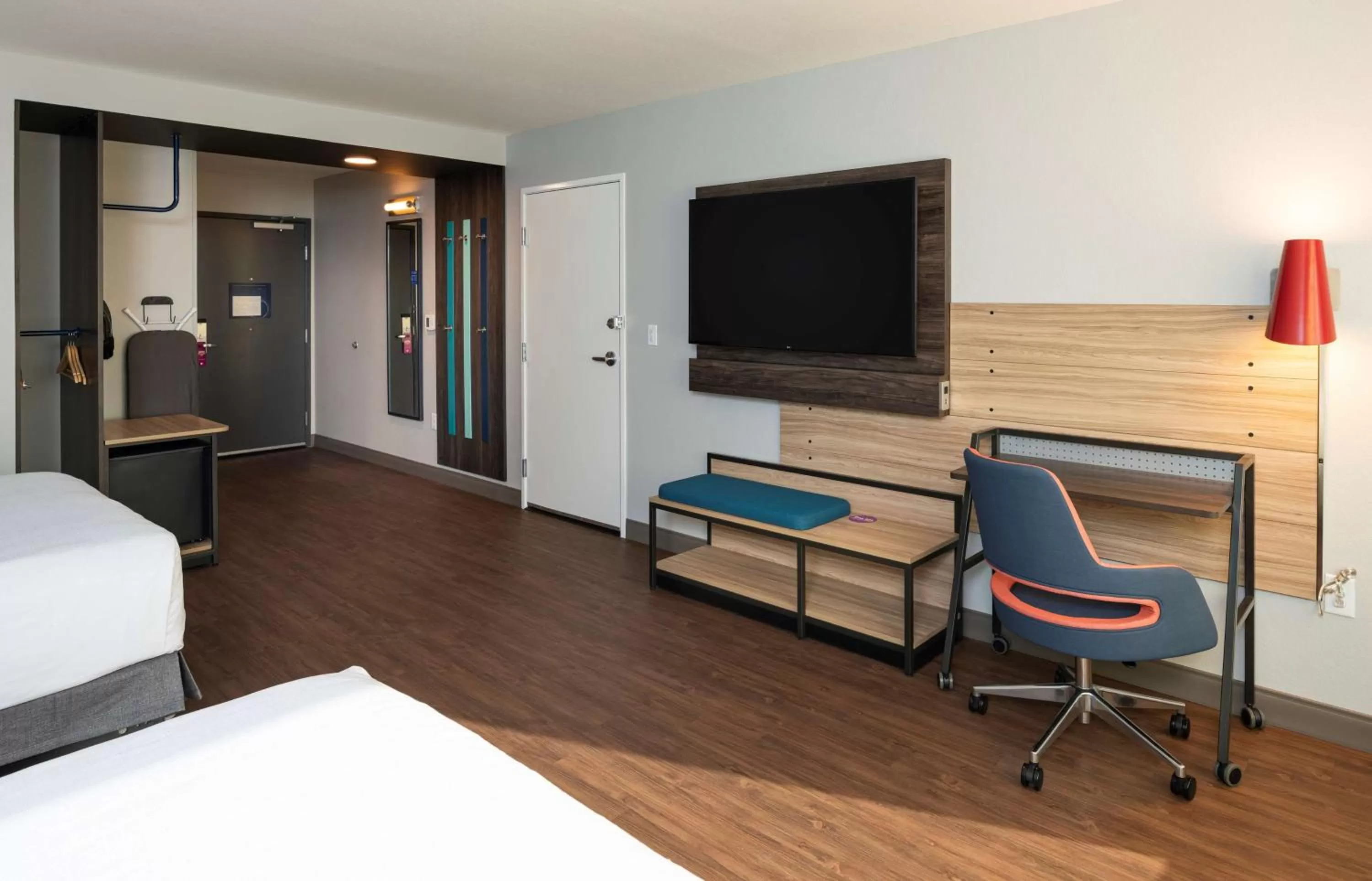 Bedroom, Bed in Tru By Hilton Phoenix Glendale Westgate
