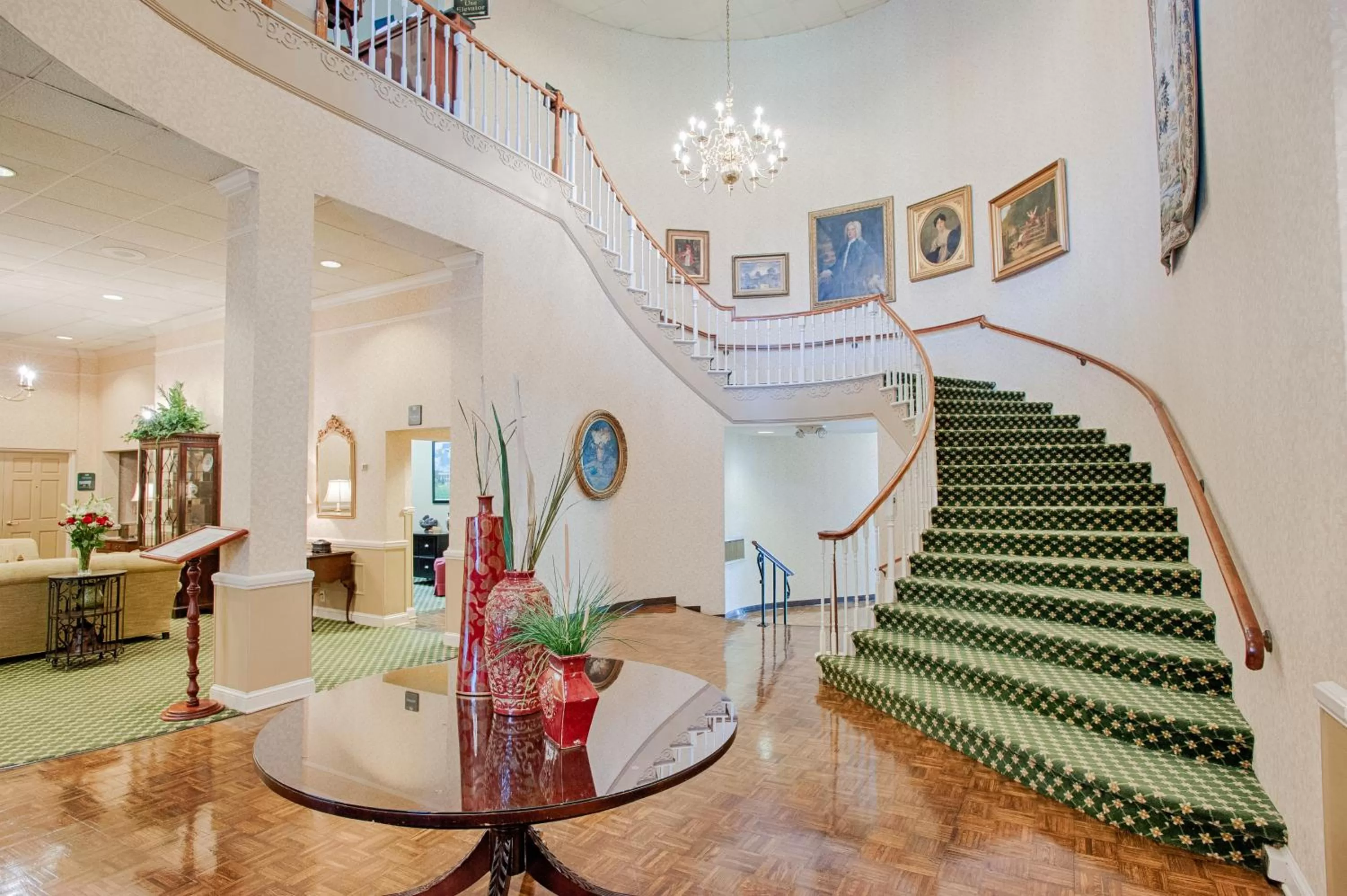 Lobby or reception in The Inn at Stone Mountain Park