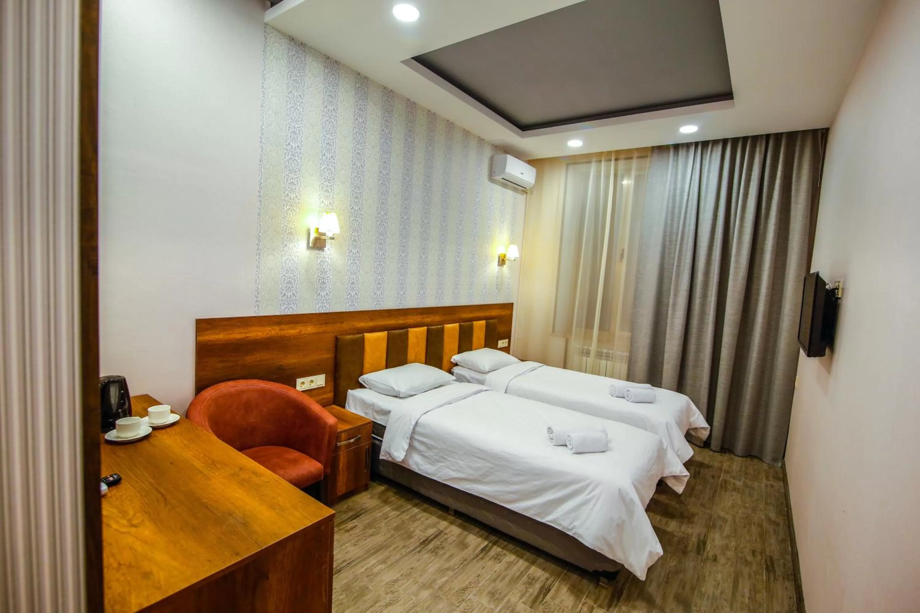 Bed in Hotel Lider Complex