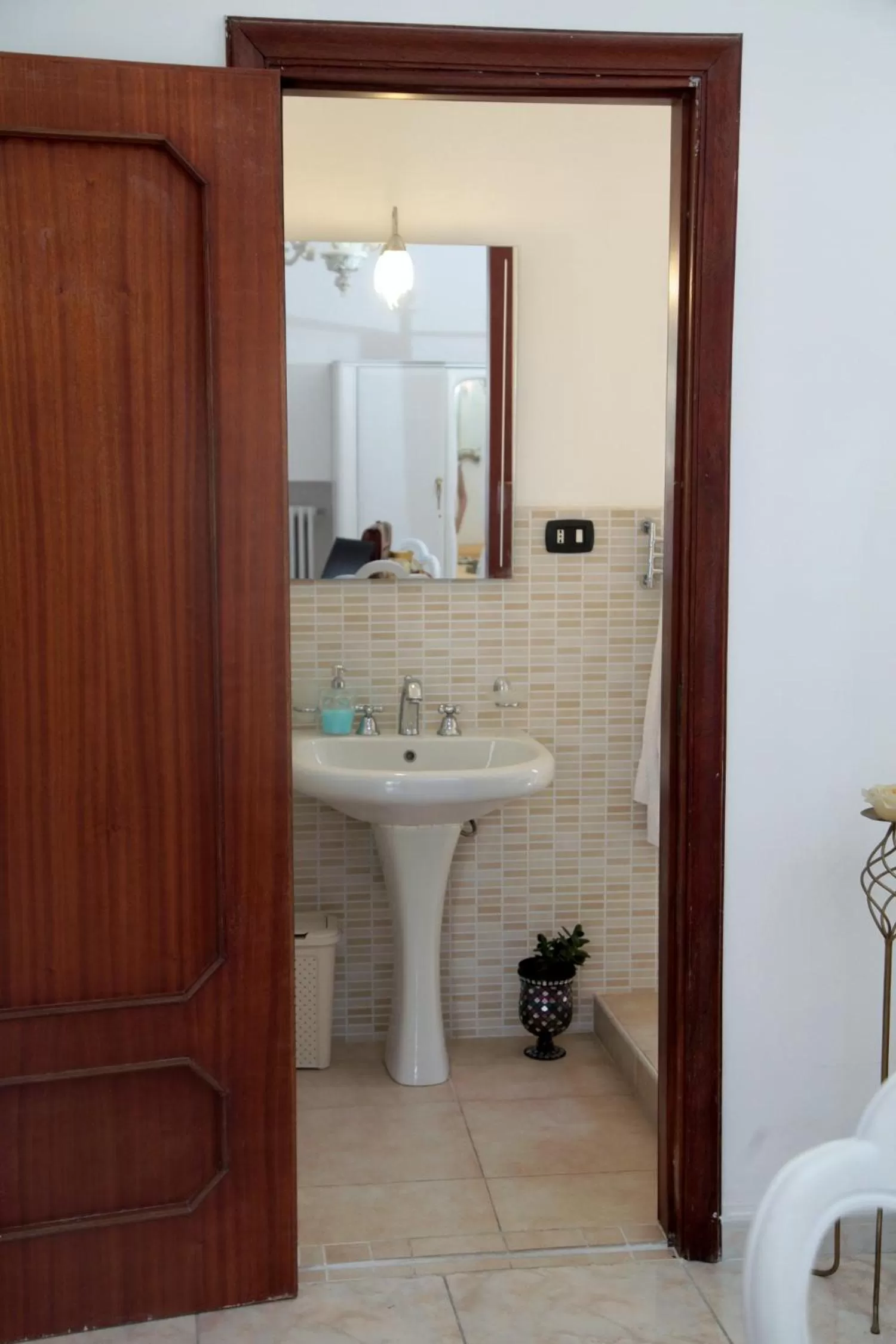 Bathroom in ZO. NE. Baroque B&B