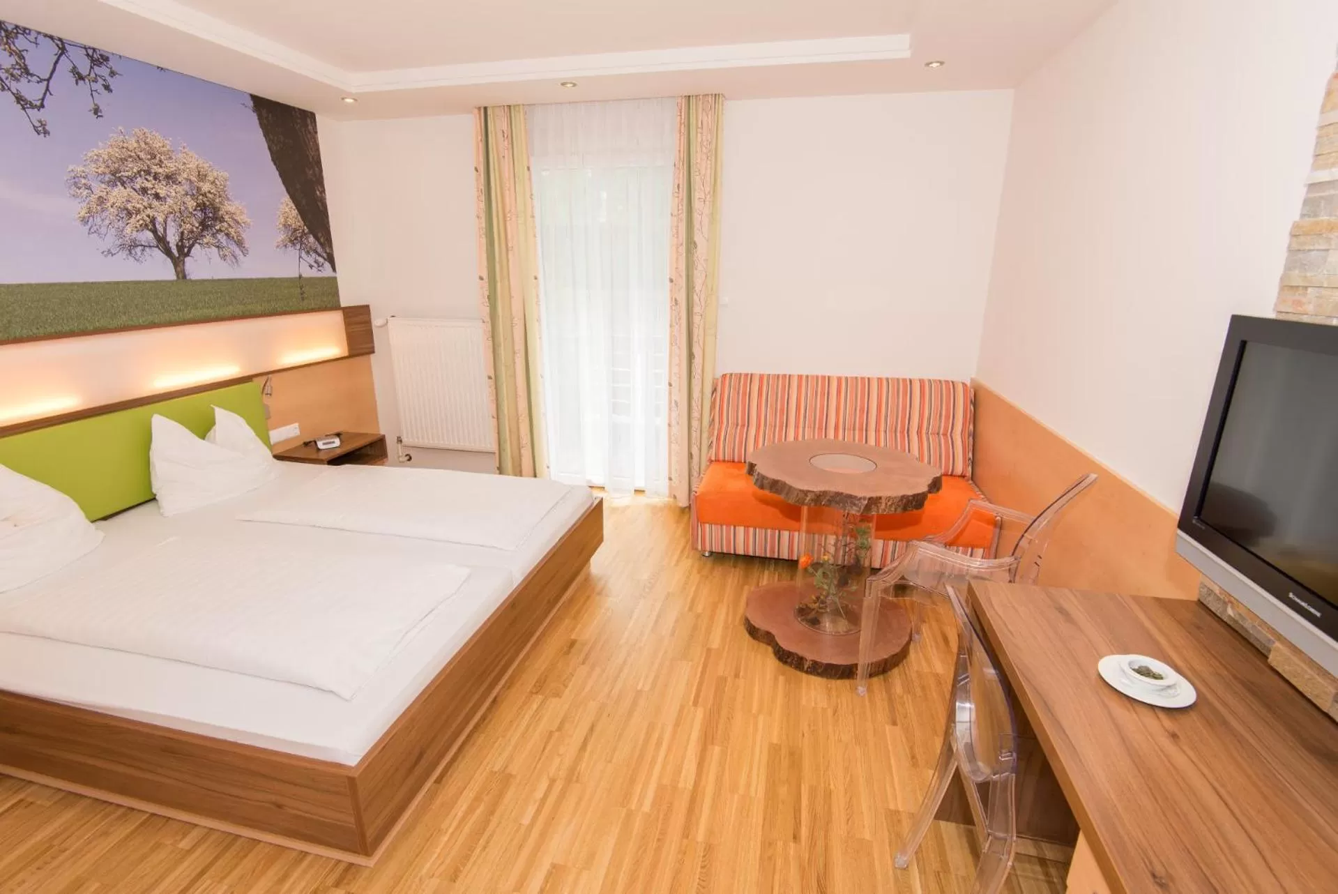 Photo of the whole room in Pension Cäcilia