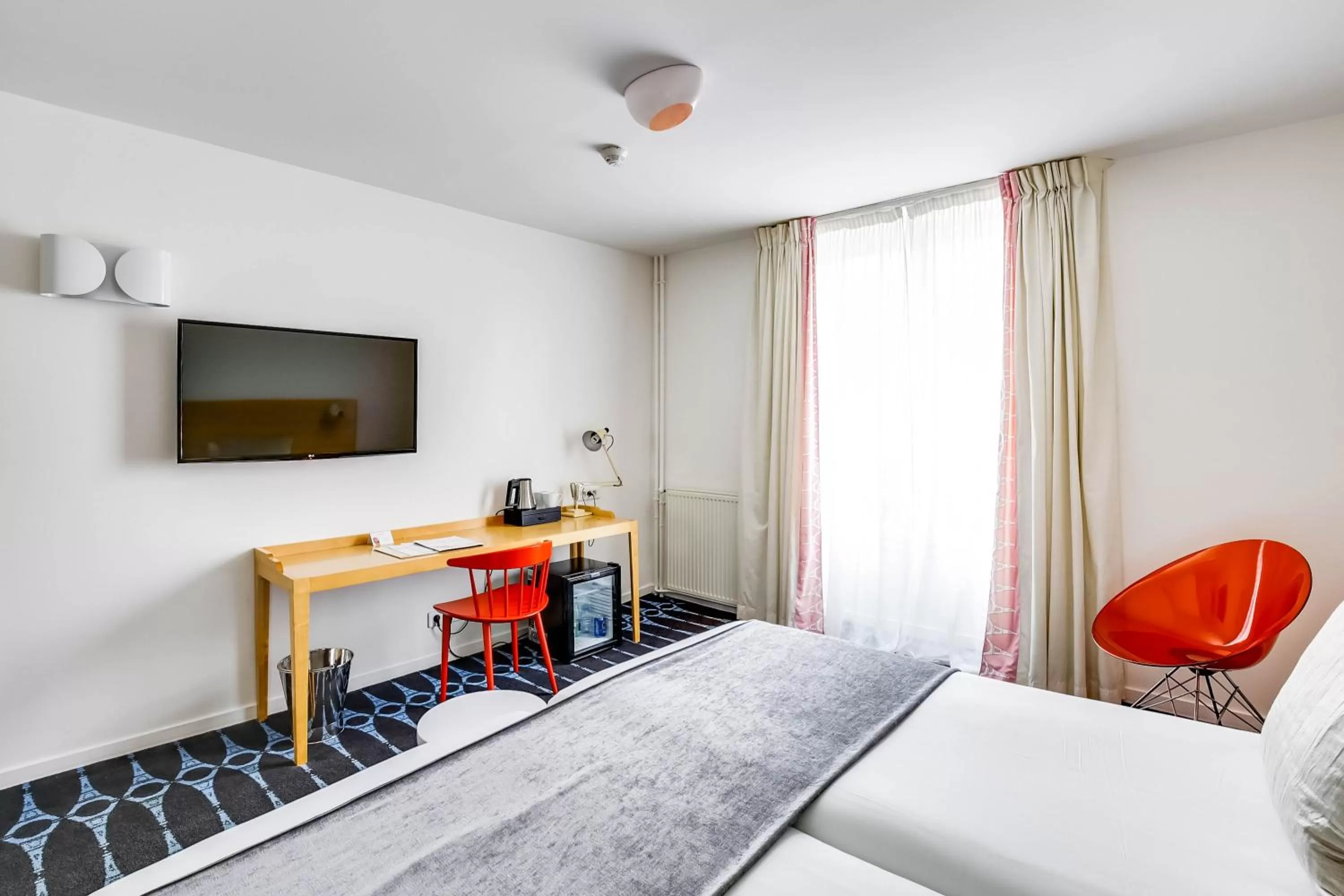 Bedroom, Bed in Hotel Lorette - Astotel