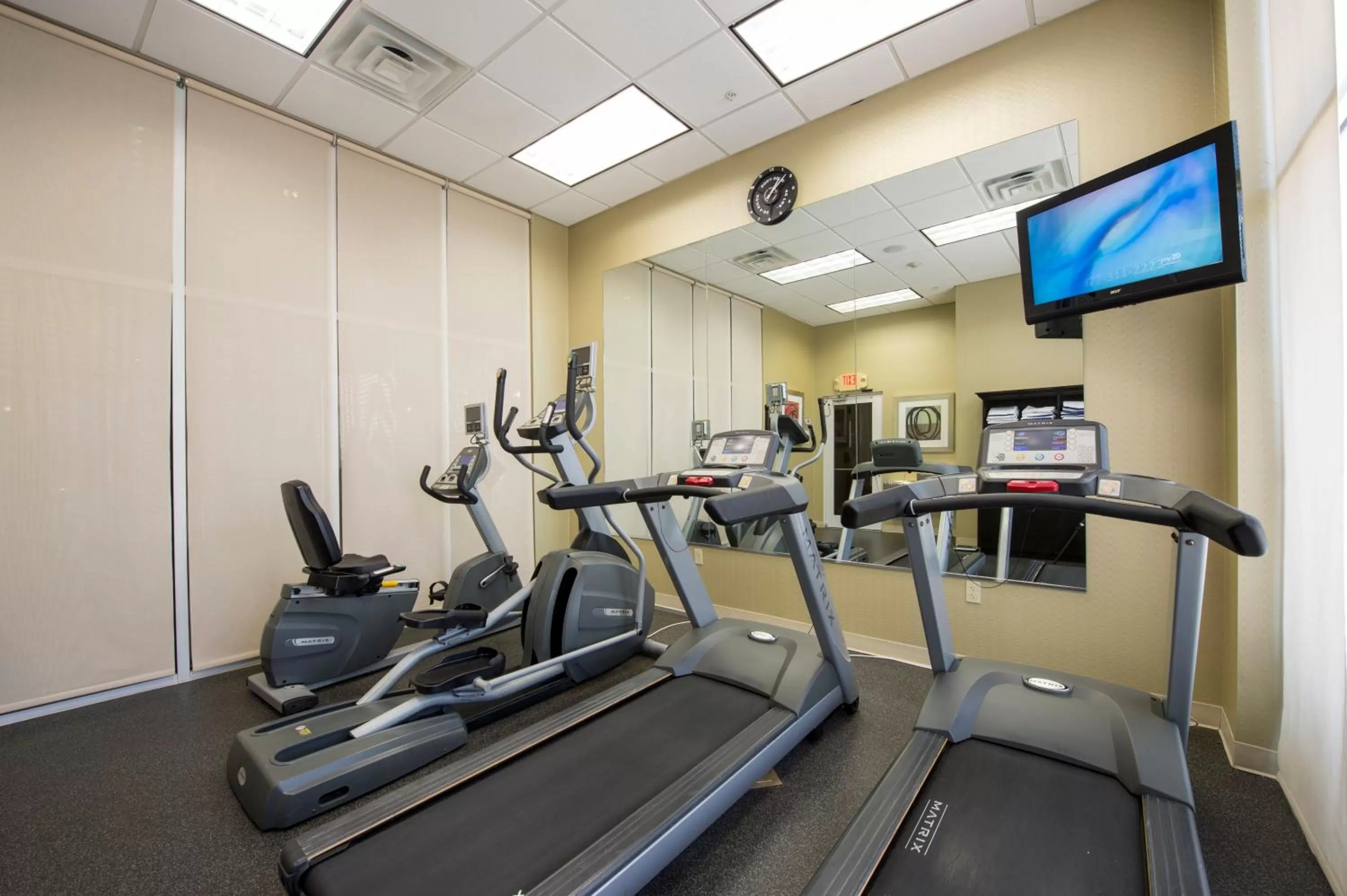 Fitness centre/facilities in DoubleTree by Hilton Houston Westchase