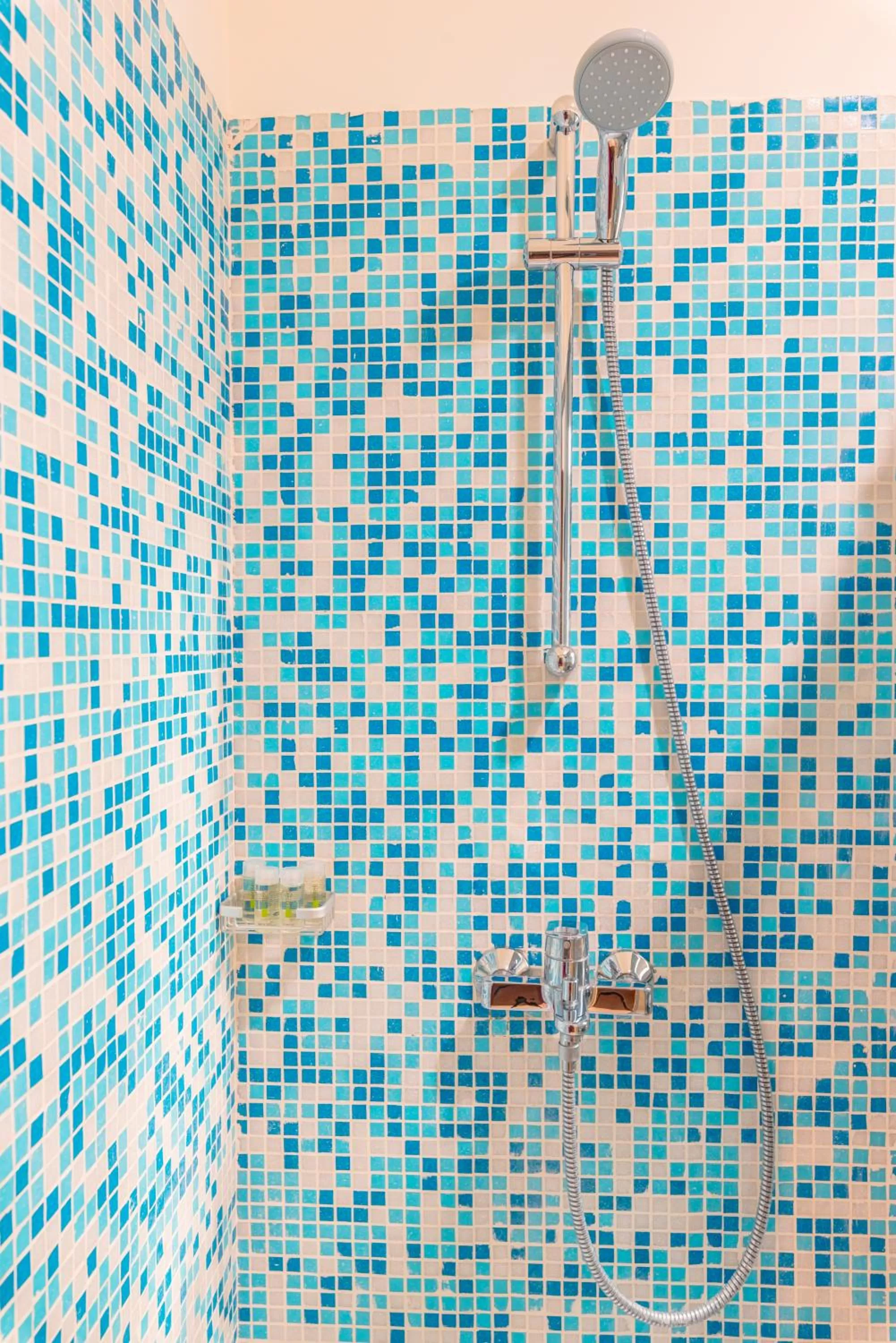 Bathroom in Kopala Tskneti Hotel