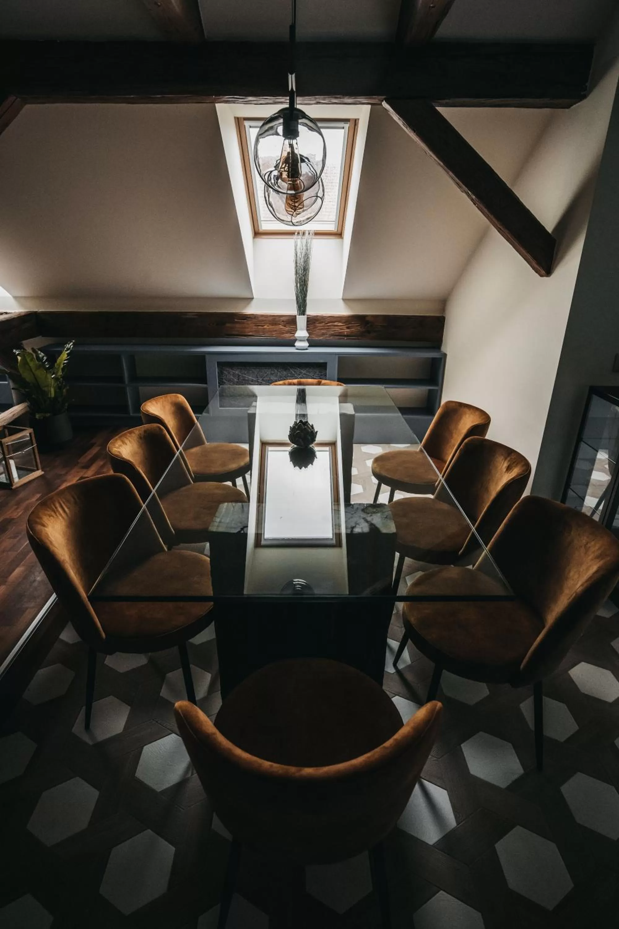 Seating area in Room42 - Suites & Apartments