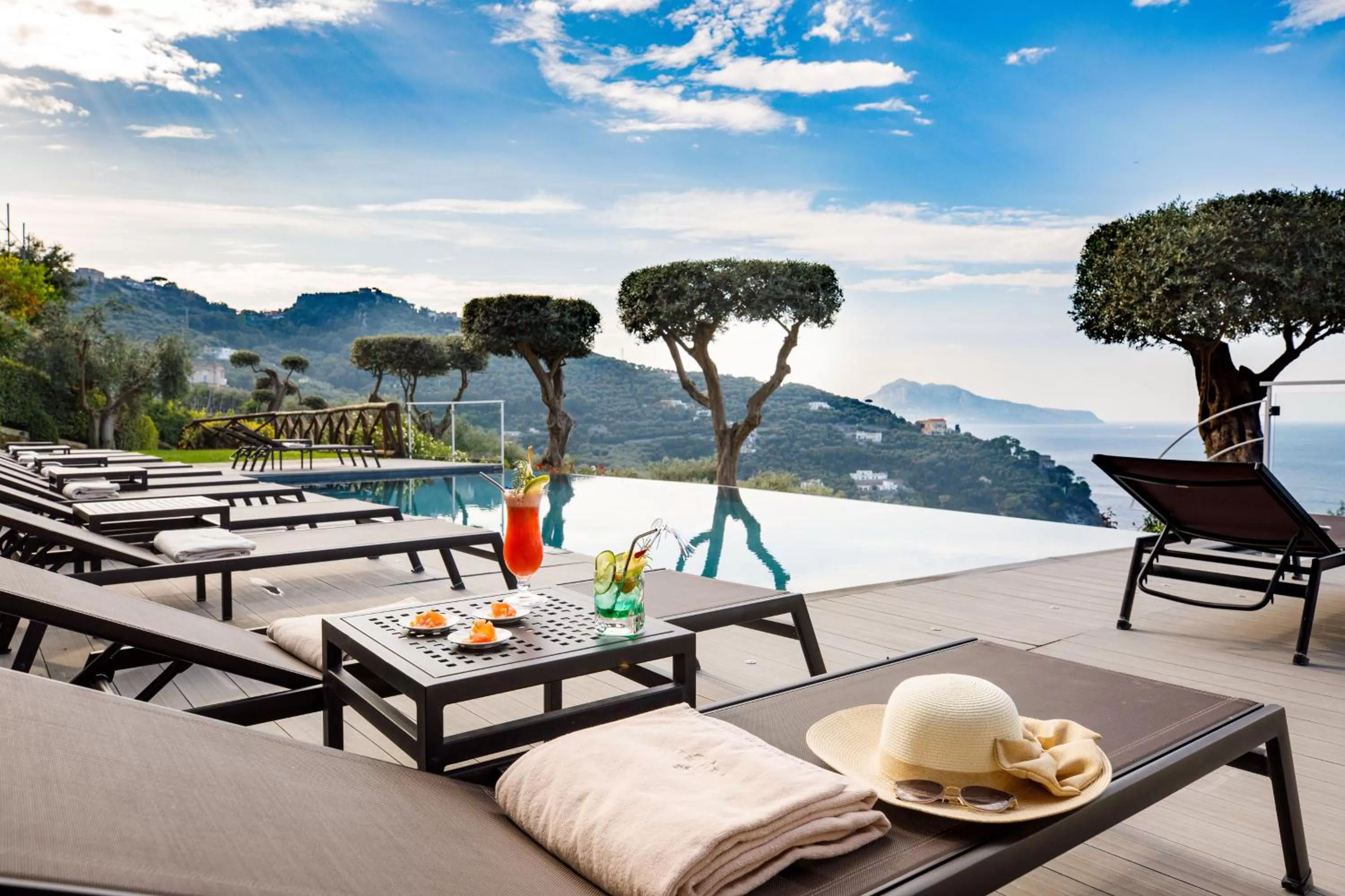 Food and drinks in Villa Fiorella Art Hotel