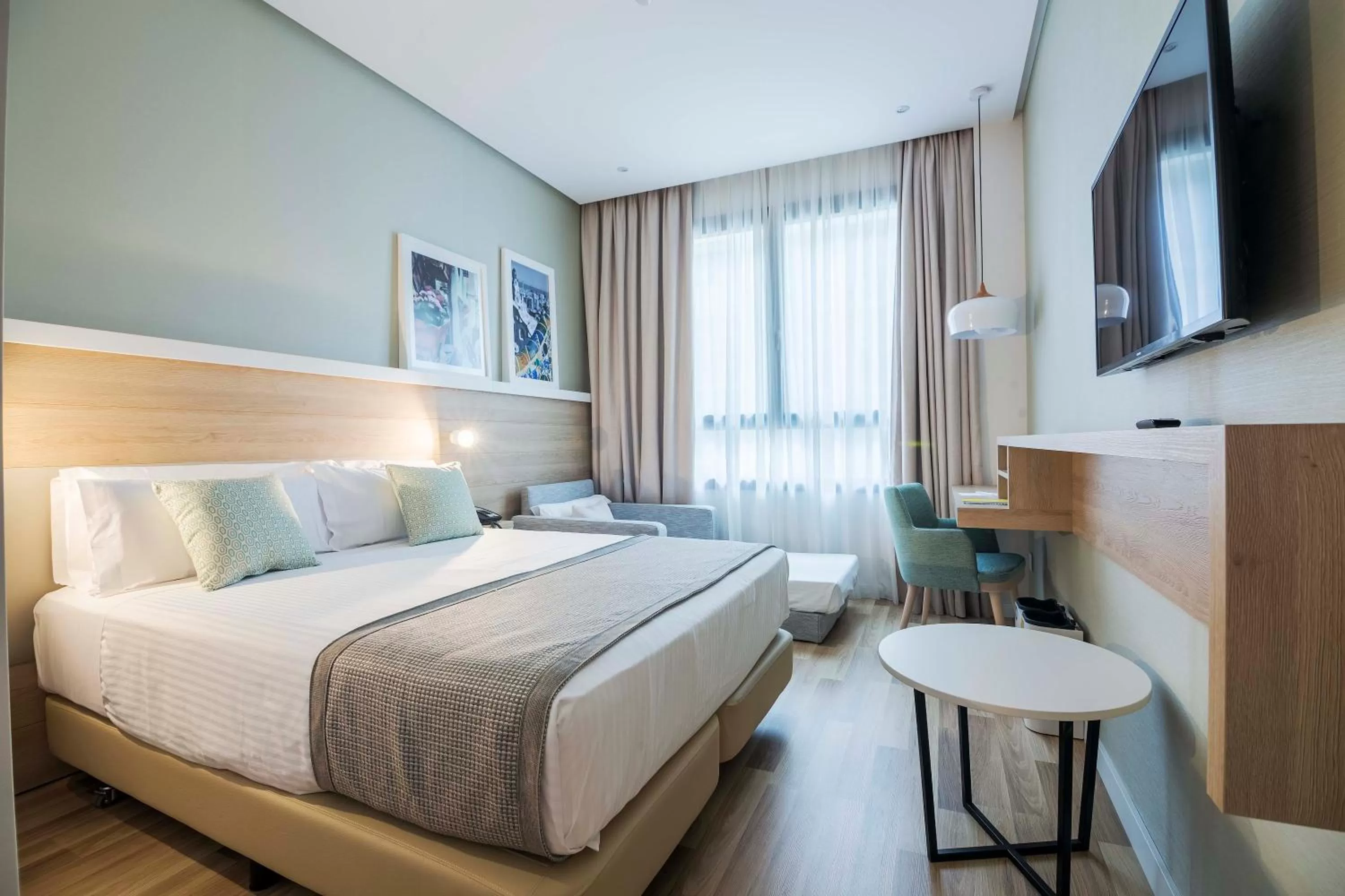 Other, Bed in Golden Hotel Barcelona