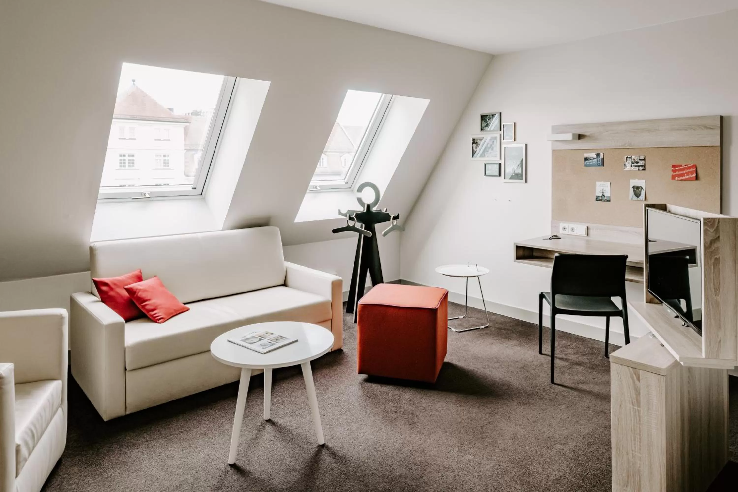 Photo of the whole room in Vienna House Easy by Wyndham München