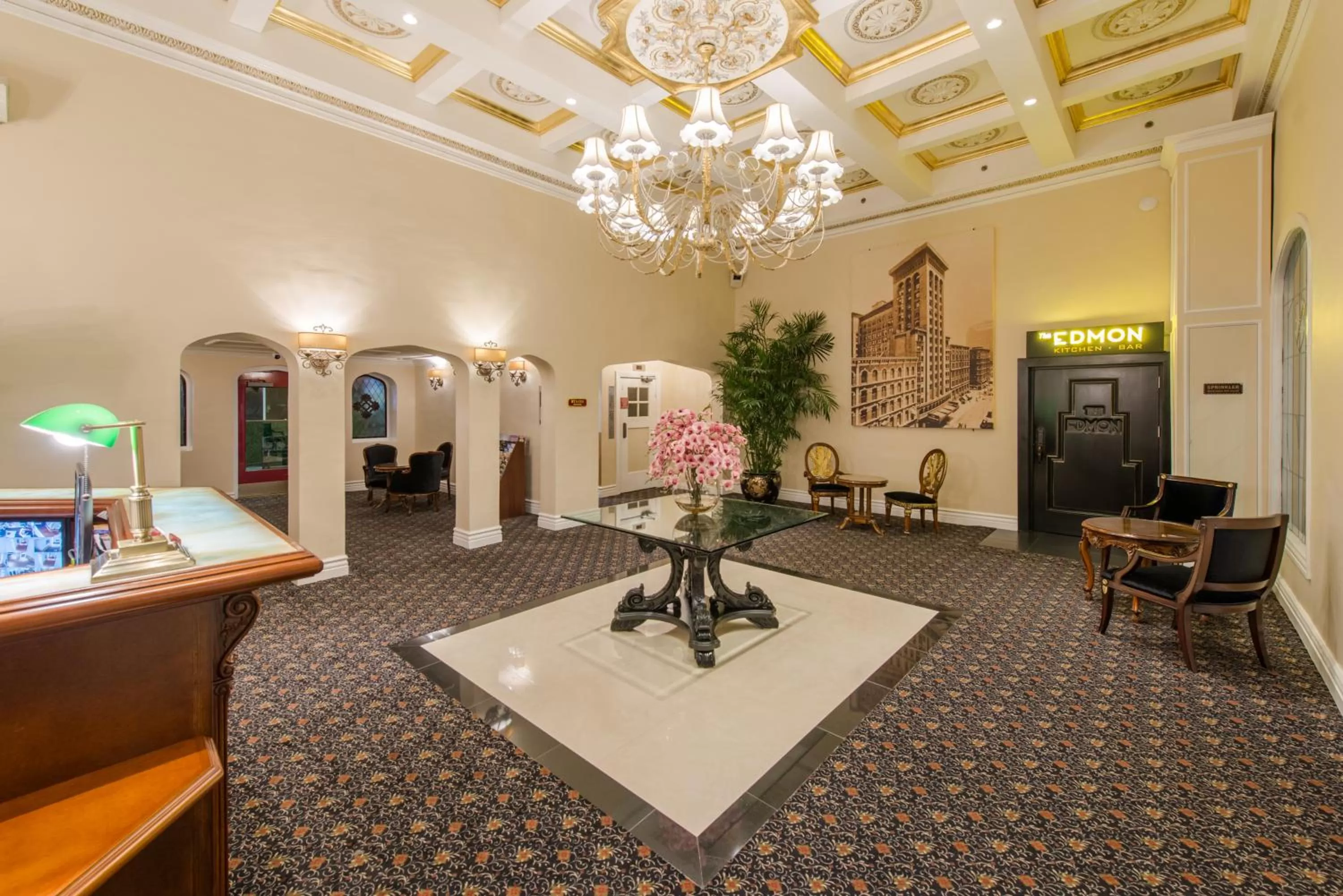 Facade/entrance in Hollywood Historic Hotel