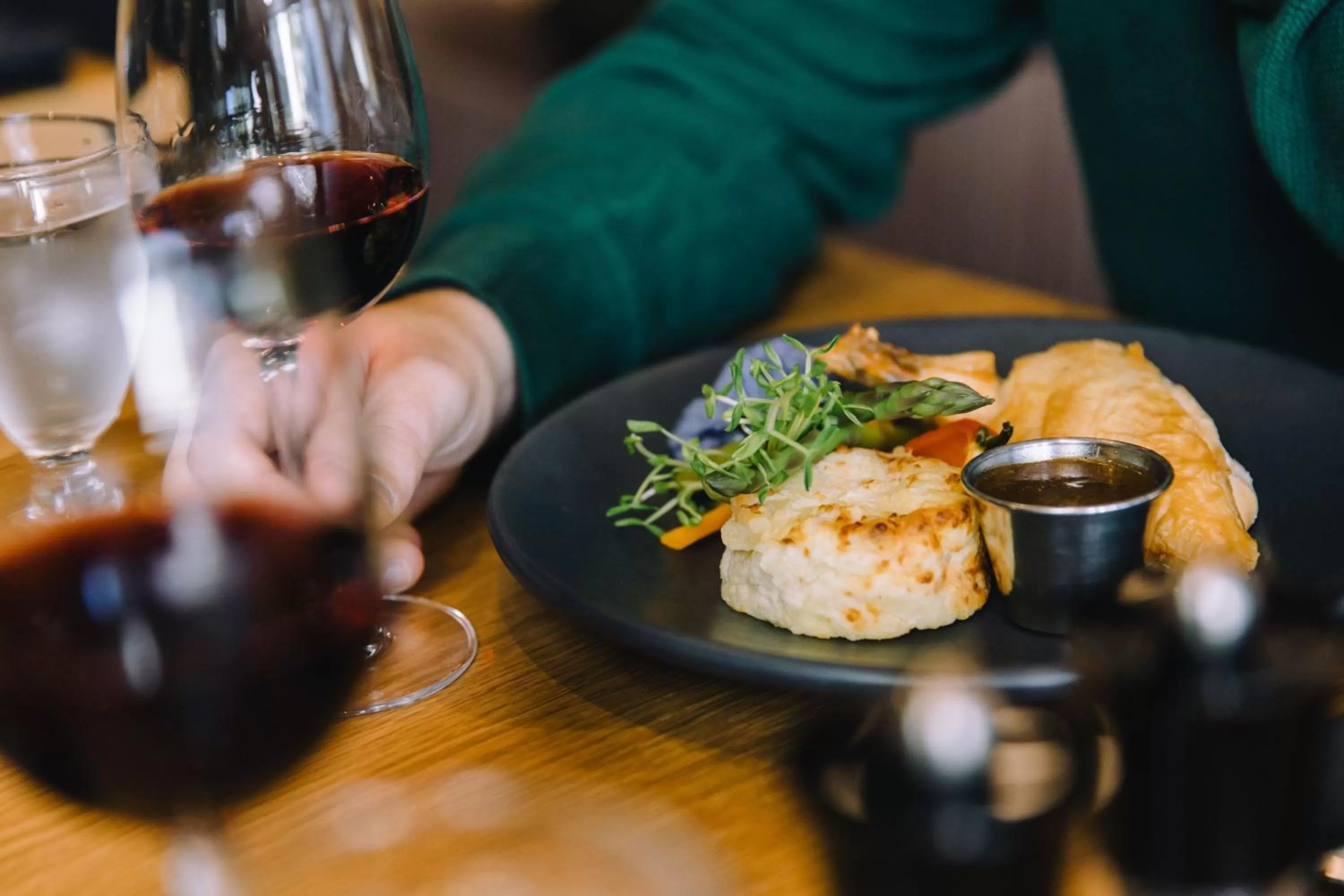 Restaurant/places to eat in Delta Hotels by Marriott Mont Sainte-Anne, Resort & Convention Center