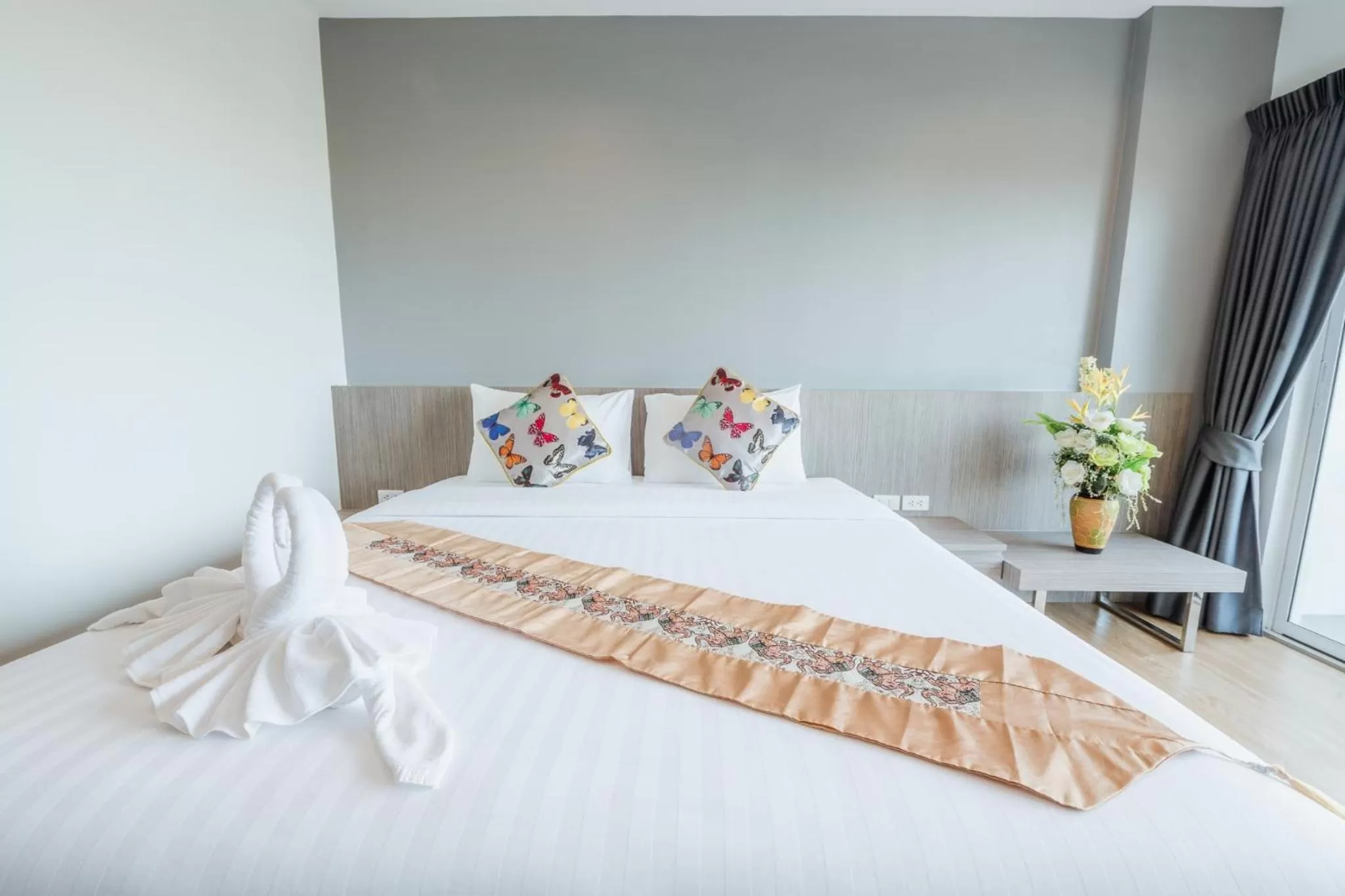 Bed in UR The Private Huahin