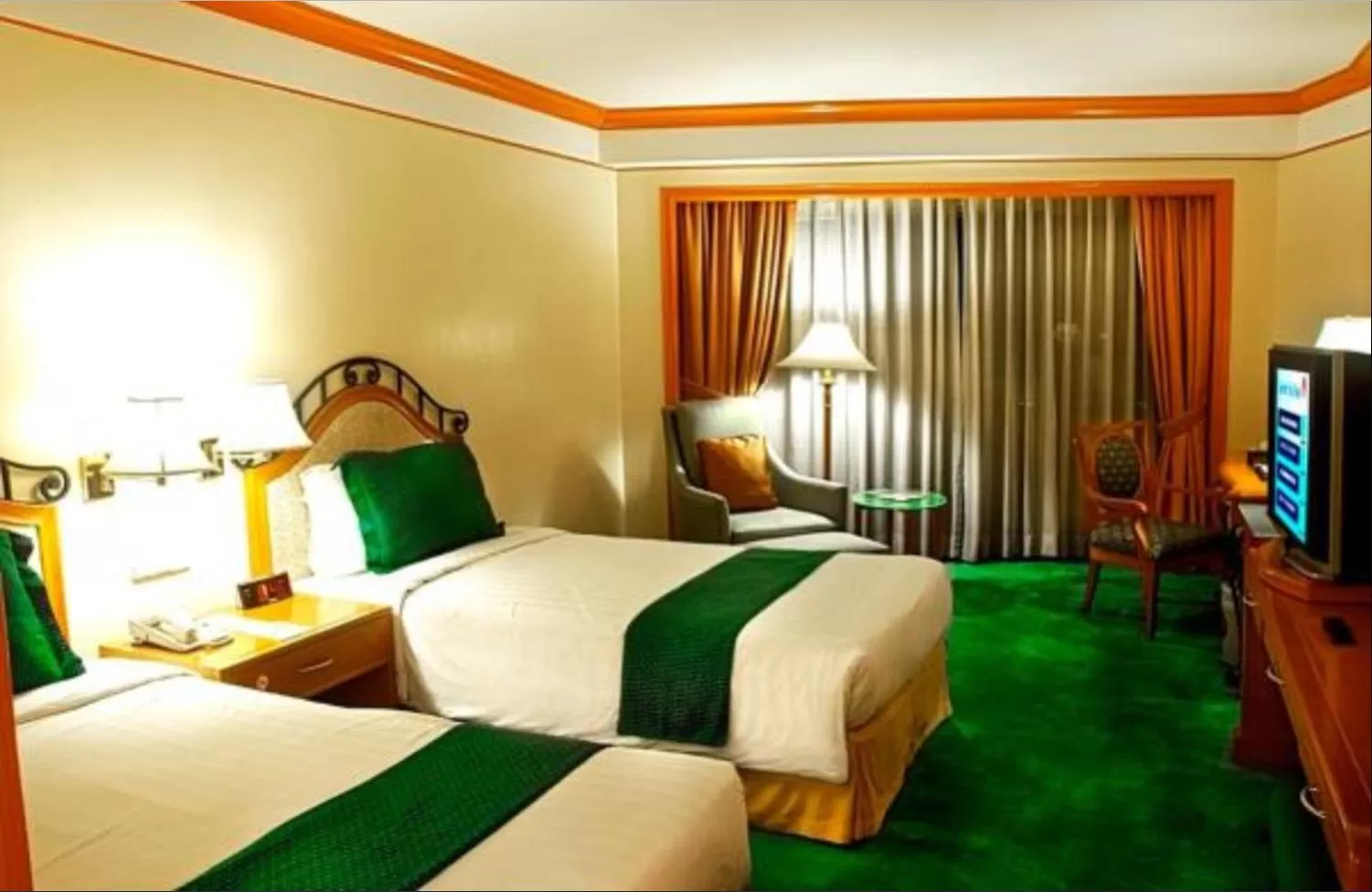 Photo of the whole room in Century Park Hotel