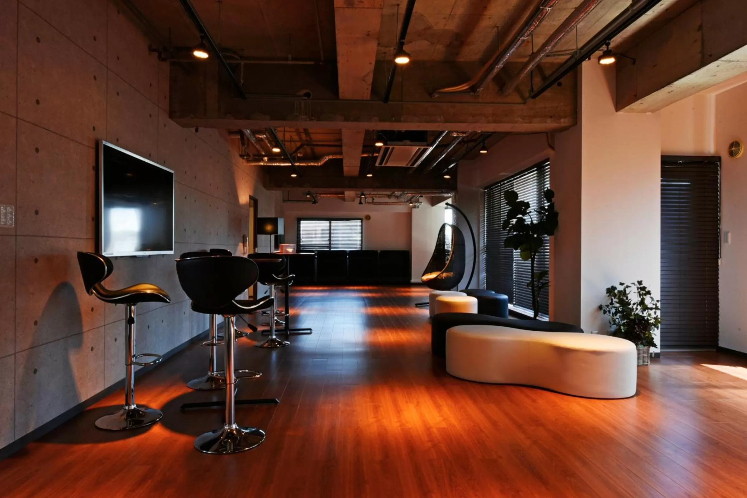 Living room, Fitness Center/Facilities in Hostel PLEASURE MARUYAMA