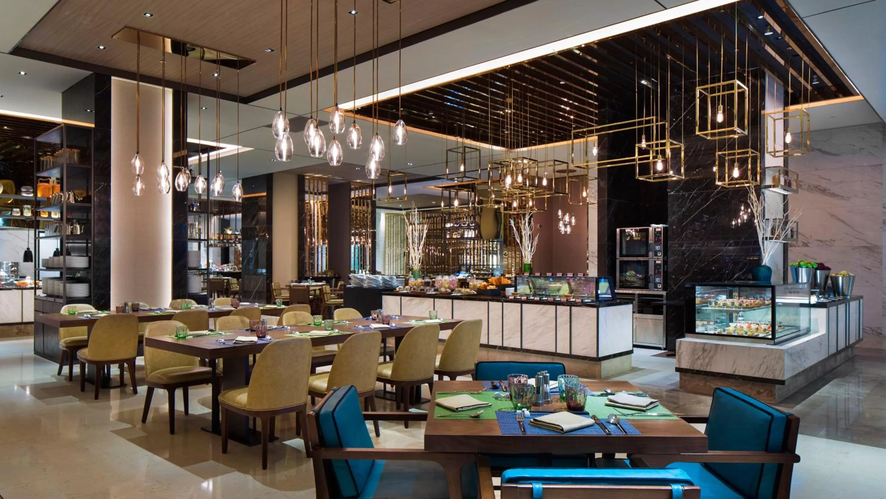 Restaurant/places to eat in InterContinental Shanghai Hongqiao NECC by IHG