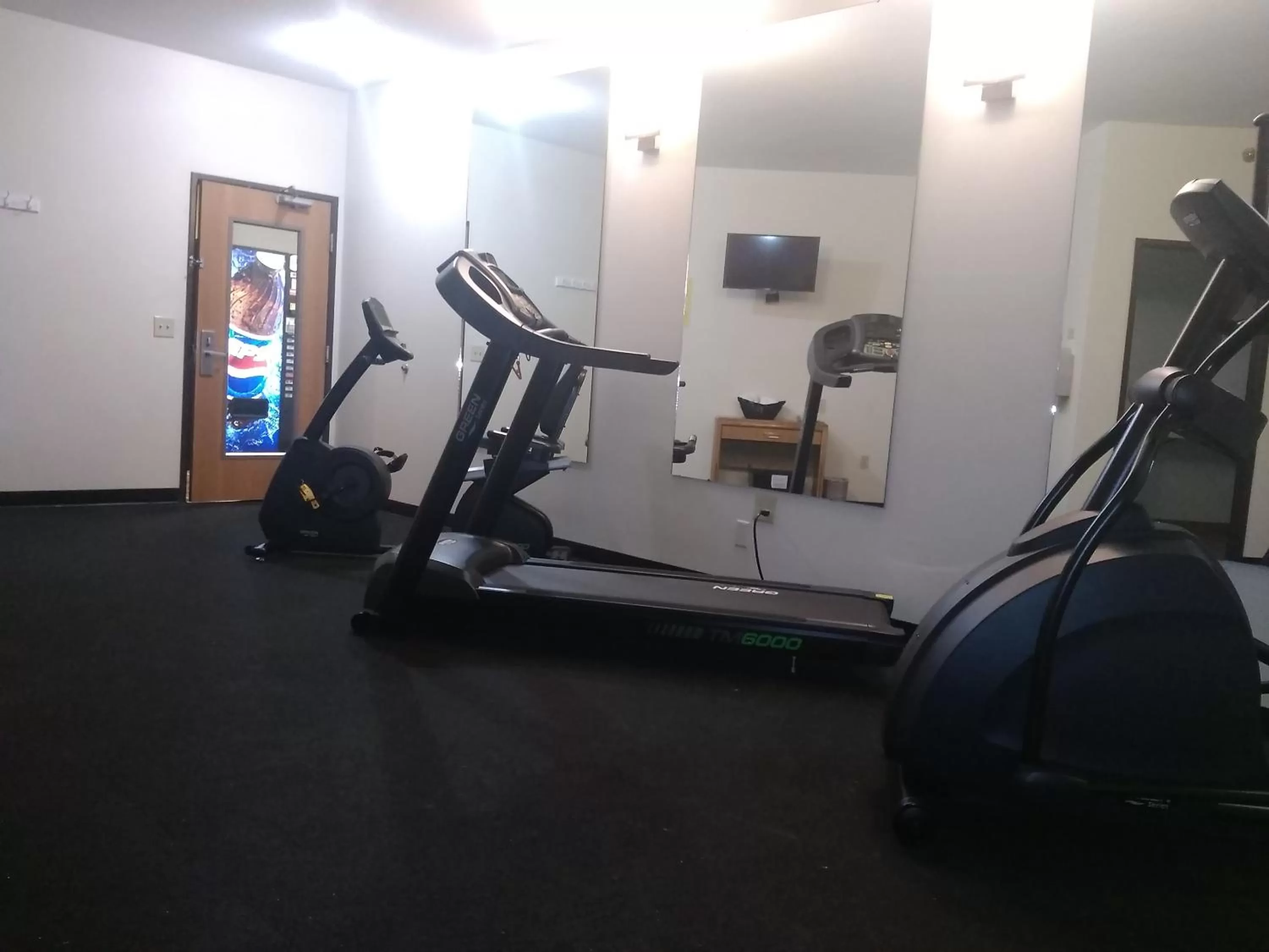 Activities in Super 8 by Wyndham Grove City