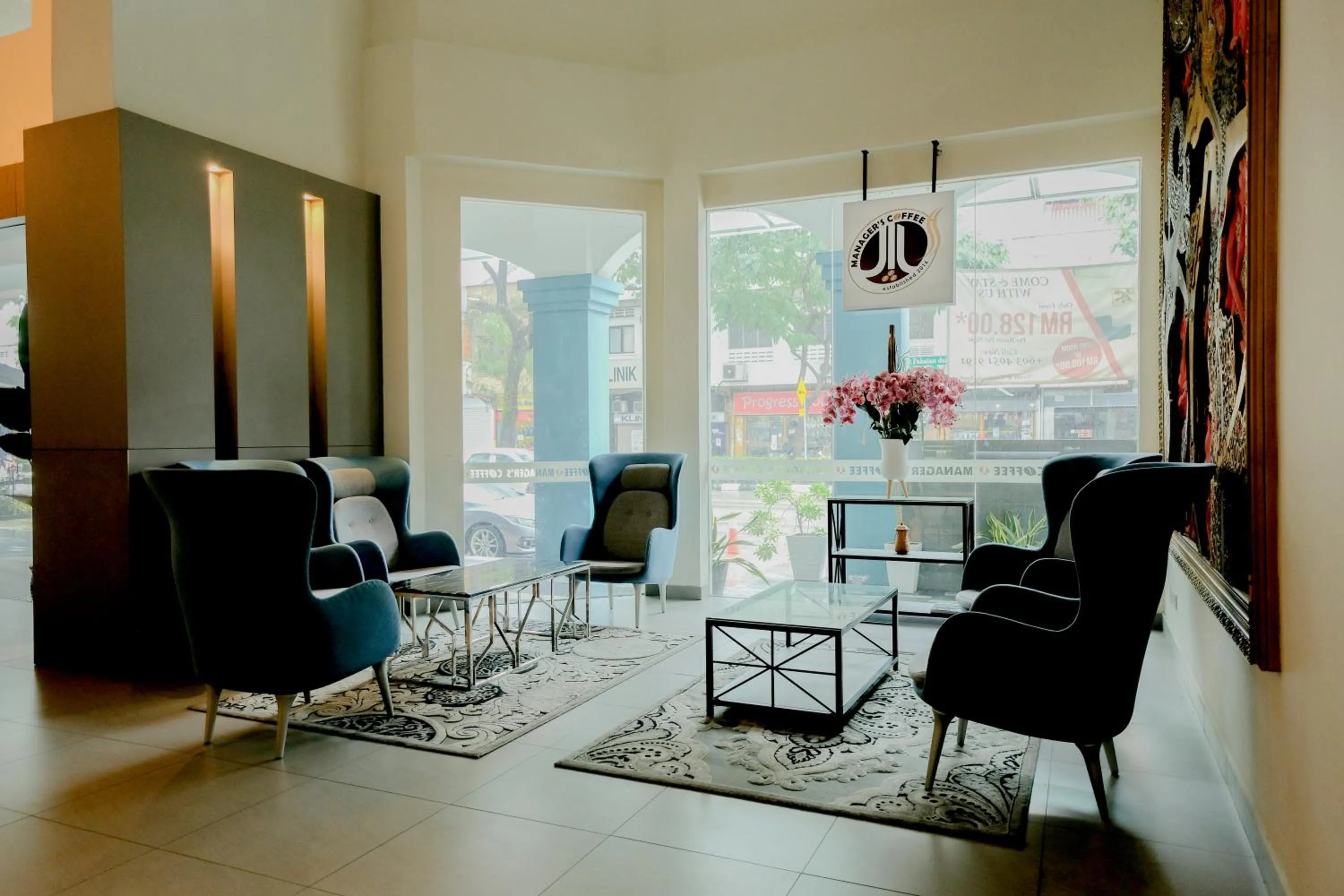 Seating area in Alamis City Kuala Lumpur - Formerly EDC Hotel Kuala Lumpur