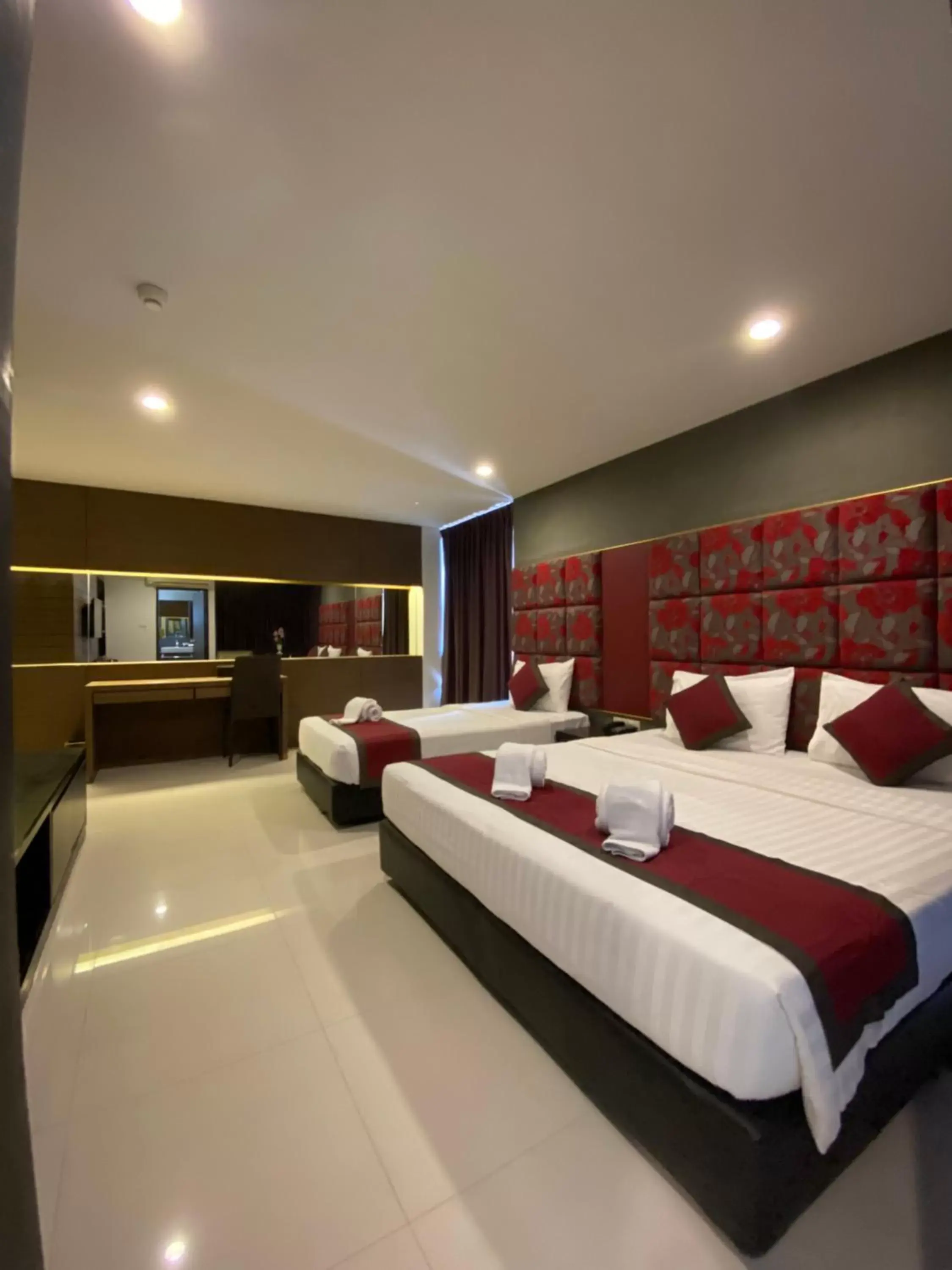 Triple Room with Terrace in Le Vernissage by Goad Avadhess Hospitality Triple Room with Terrace in Le Vernissage by Goad Avadhess Hospitality