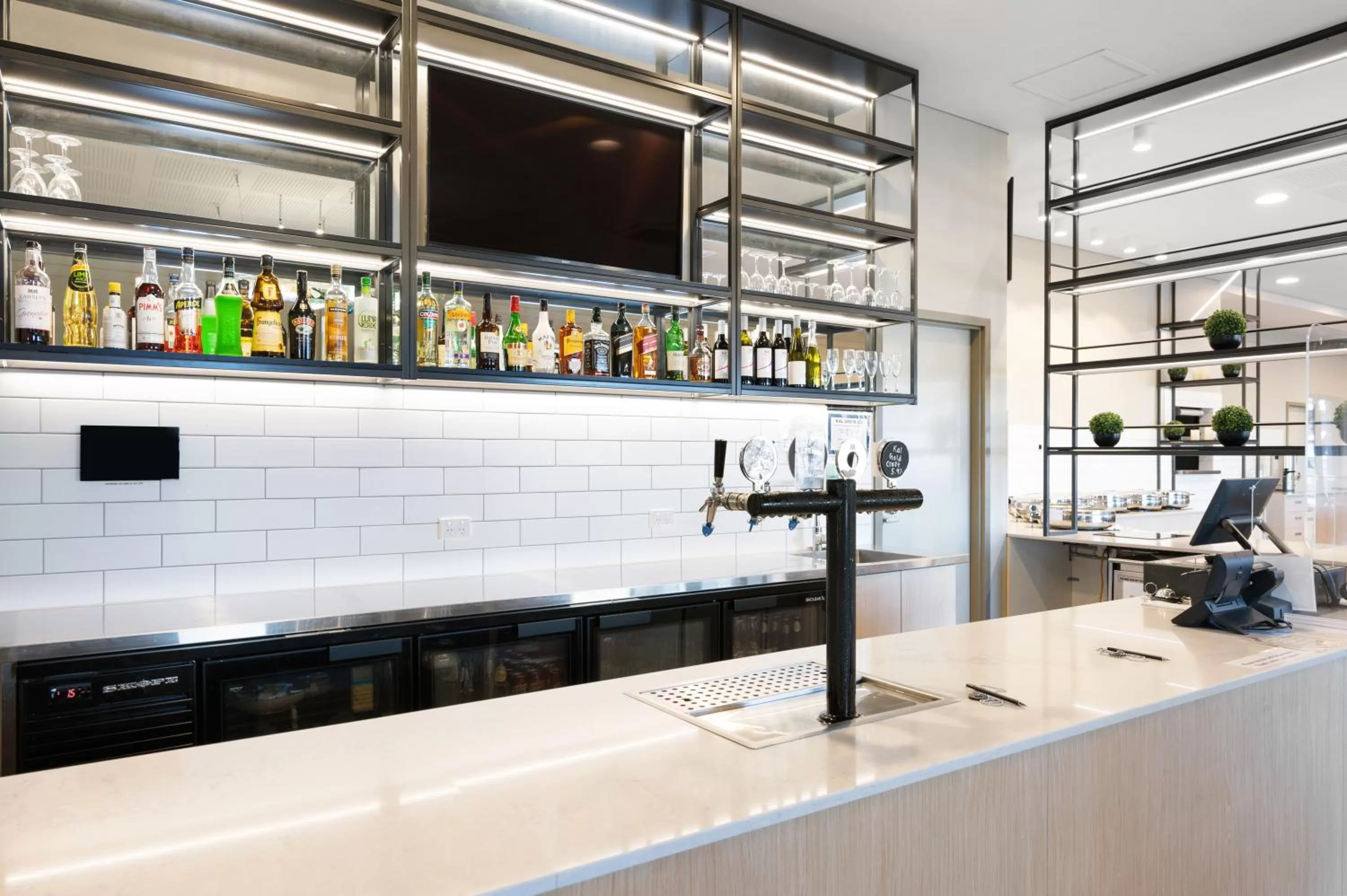 Lounge or bar in The View On Hannans Kalgoorlie