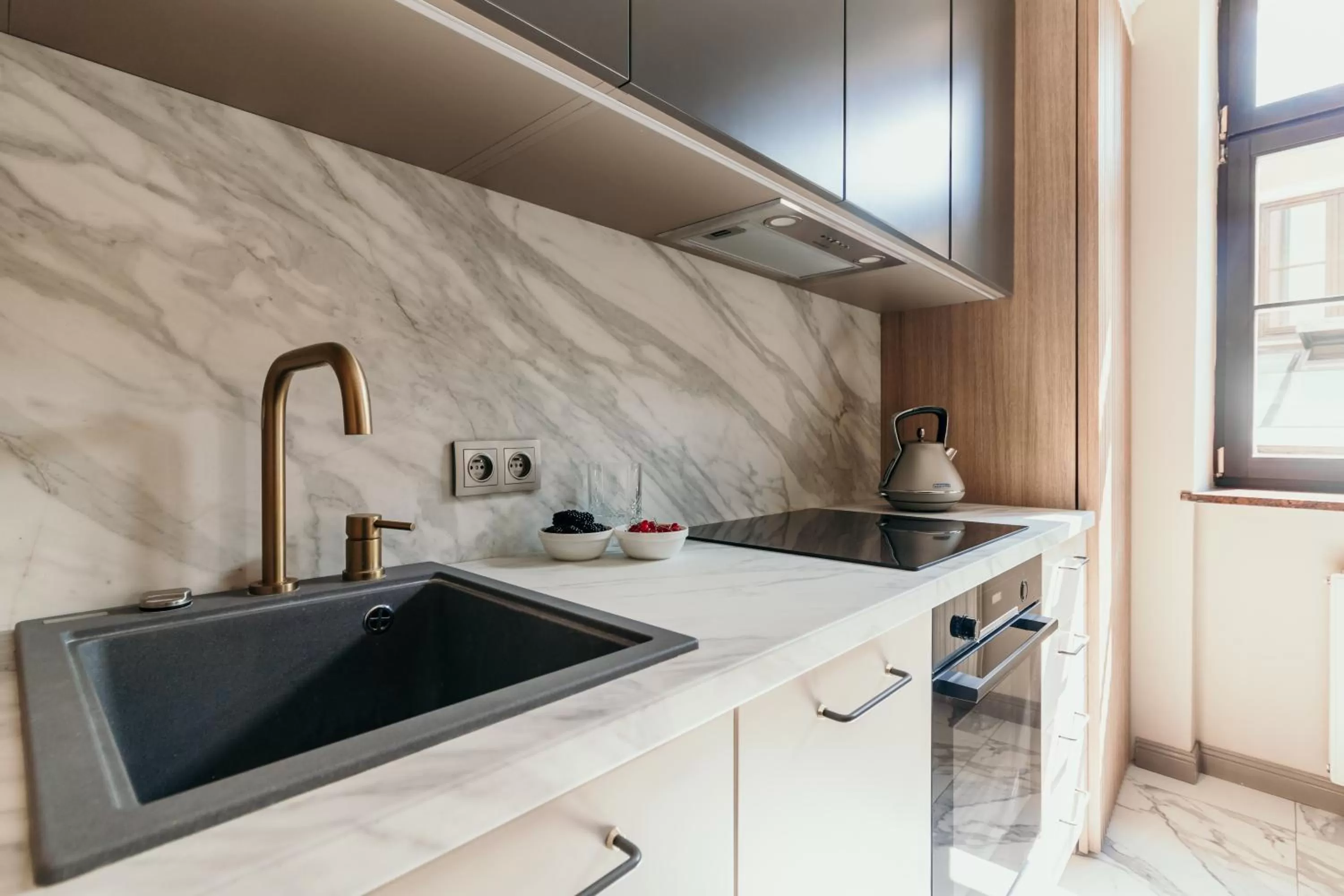 Kitchen or kitchenette, Kitchen/Kitchenette in Apartamenty Małe Garbary