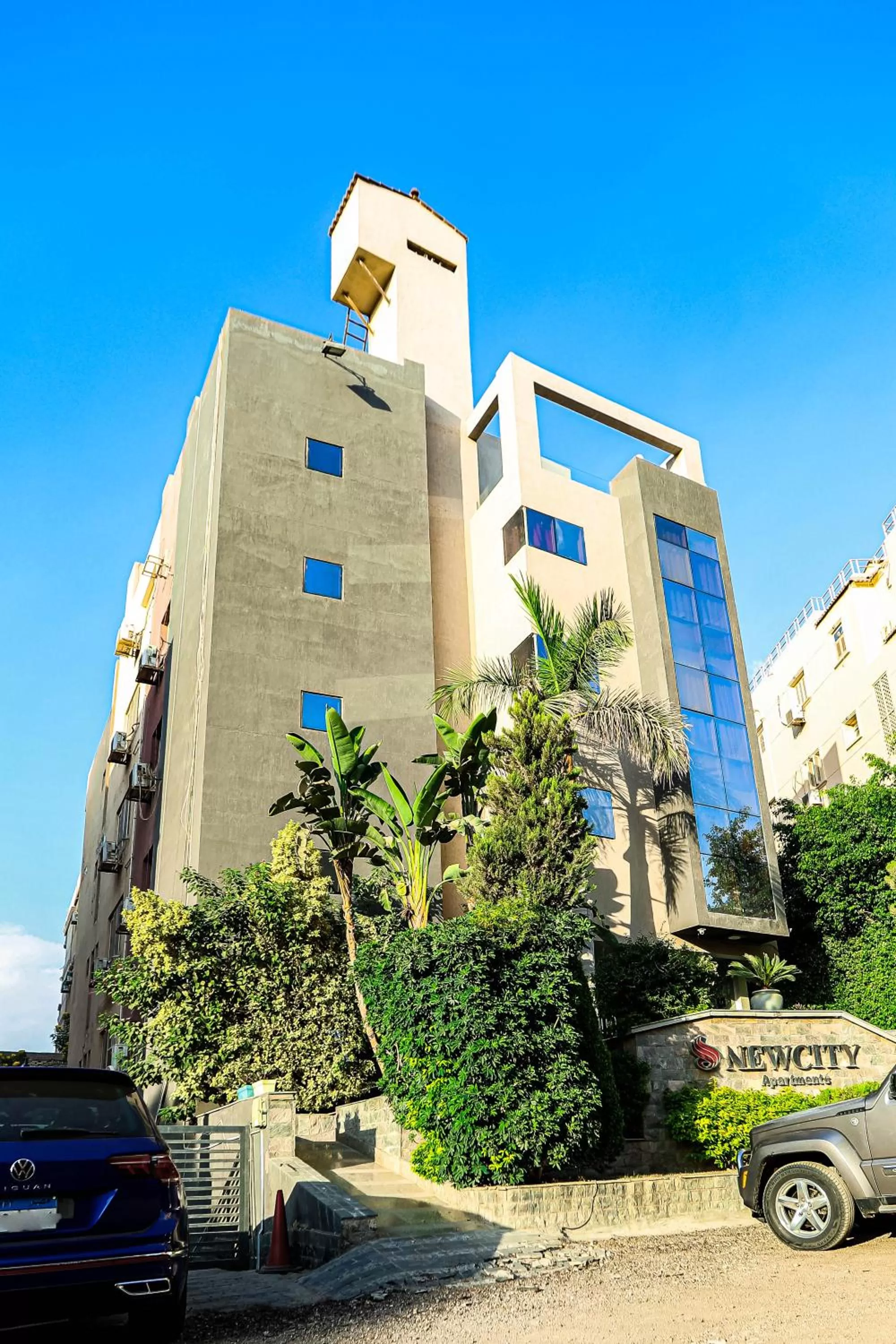 Property building in NewCity Hotel & Suites