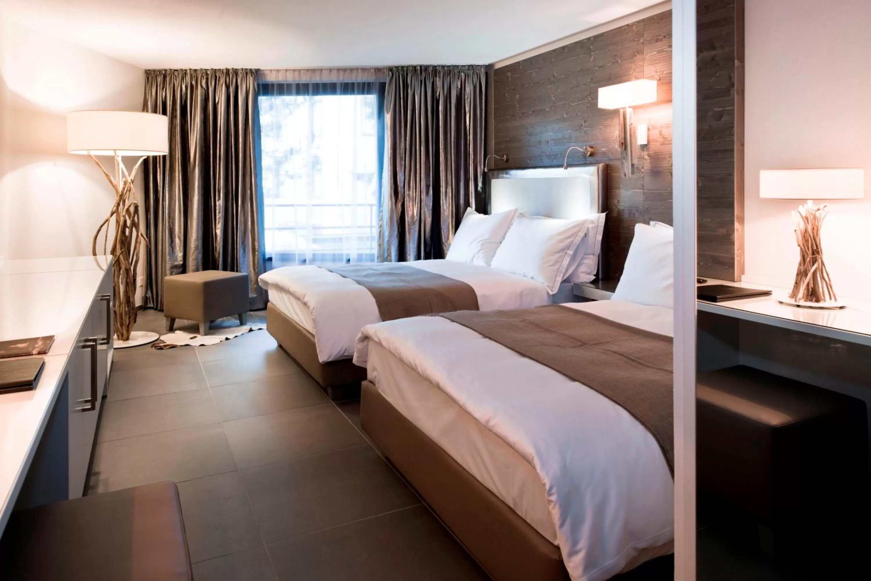 Day, Bed in Morosani Fiftyone - the room only Hotel