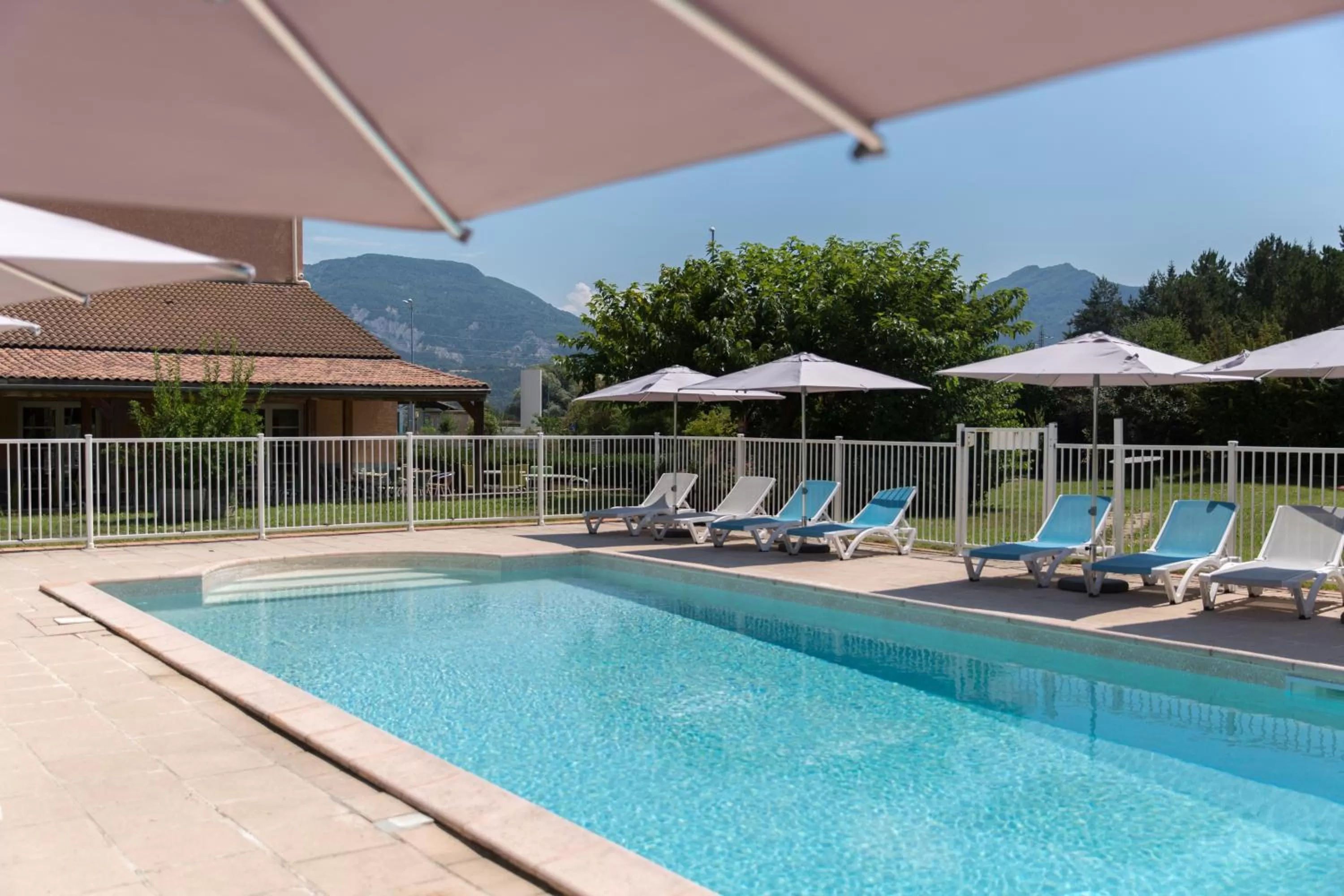 Swimming pool in ibis Sisteron