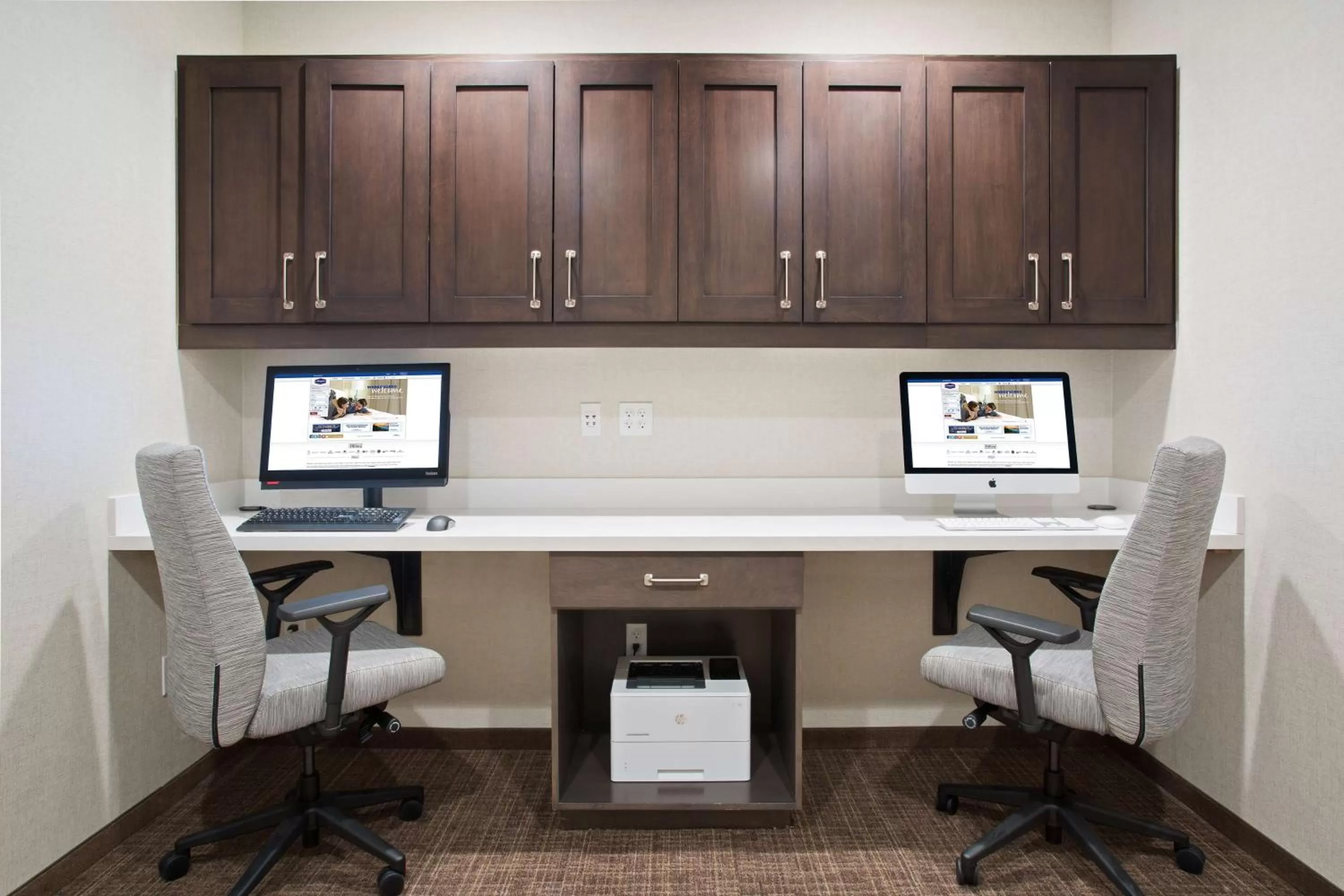 Business facilities in Hampton Inn & Suites- Seattle Woodinville Wa